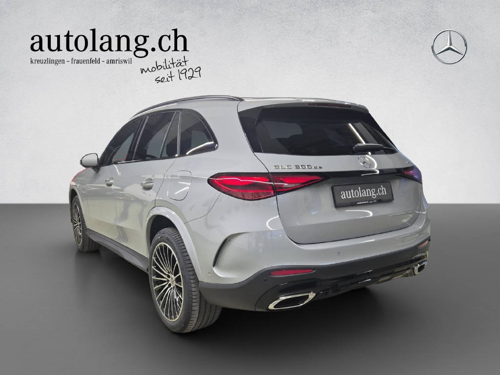 MERCEDES-BENZ GLC 300 de AMG Line 4Matic EQ Star-image-2
