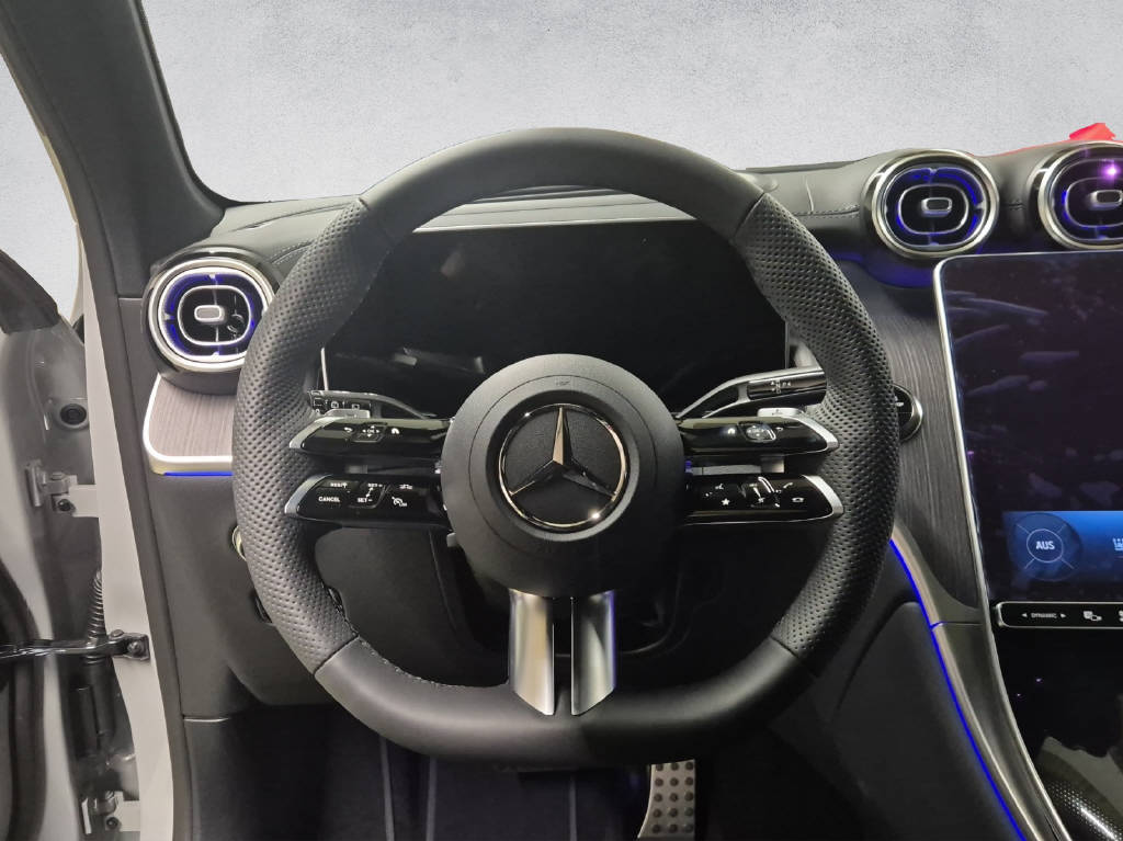 MERCEDES-BENZ GLC 300 de AMG Line 4Matic EQ Star-image-9