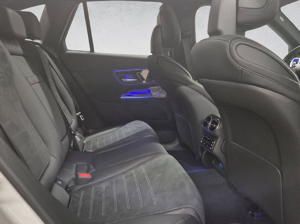 MERCEDES-BENZ GLC 300 de AMG Line 4Matic EQ Star-image-10