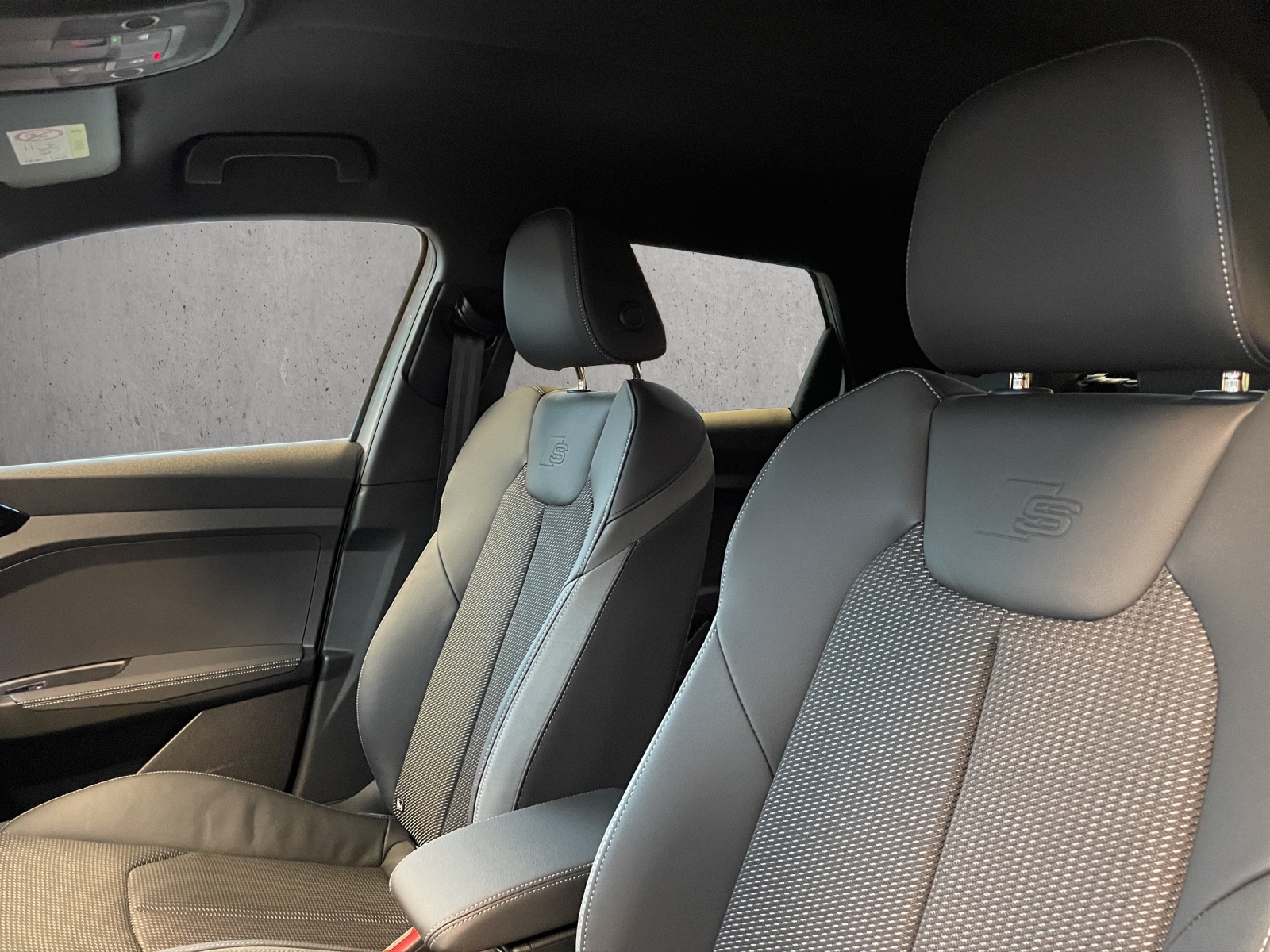 AUDI A1 Sportback 30 TFSI Attraction S-tronic-image-16