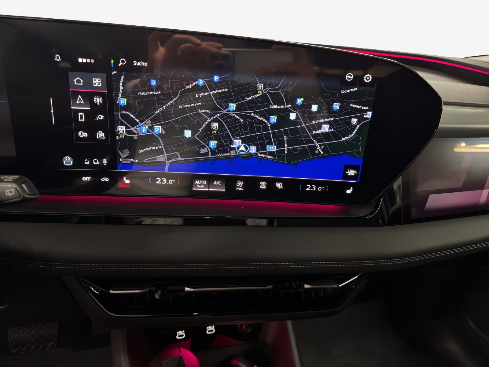 AUDI Q6 e-tron quattro-image-10