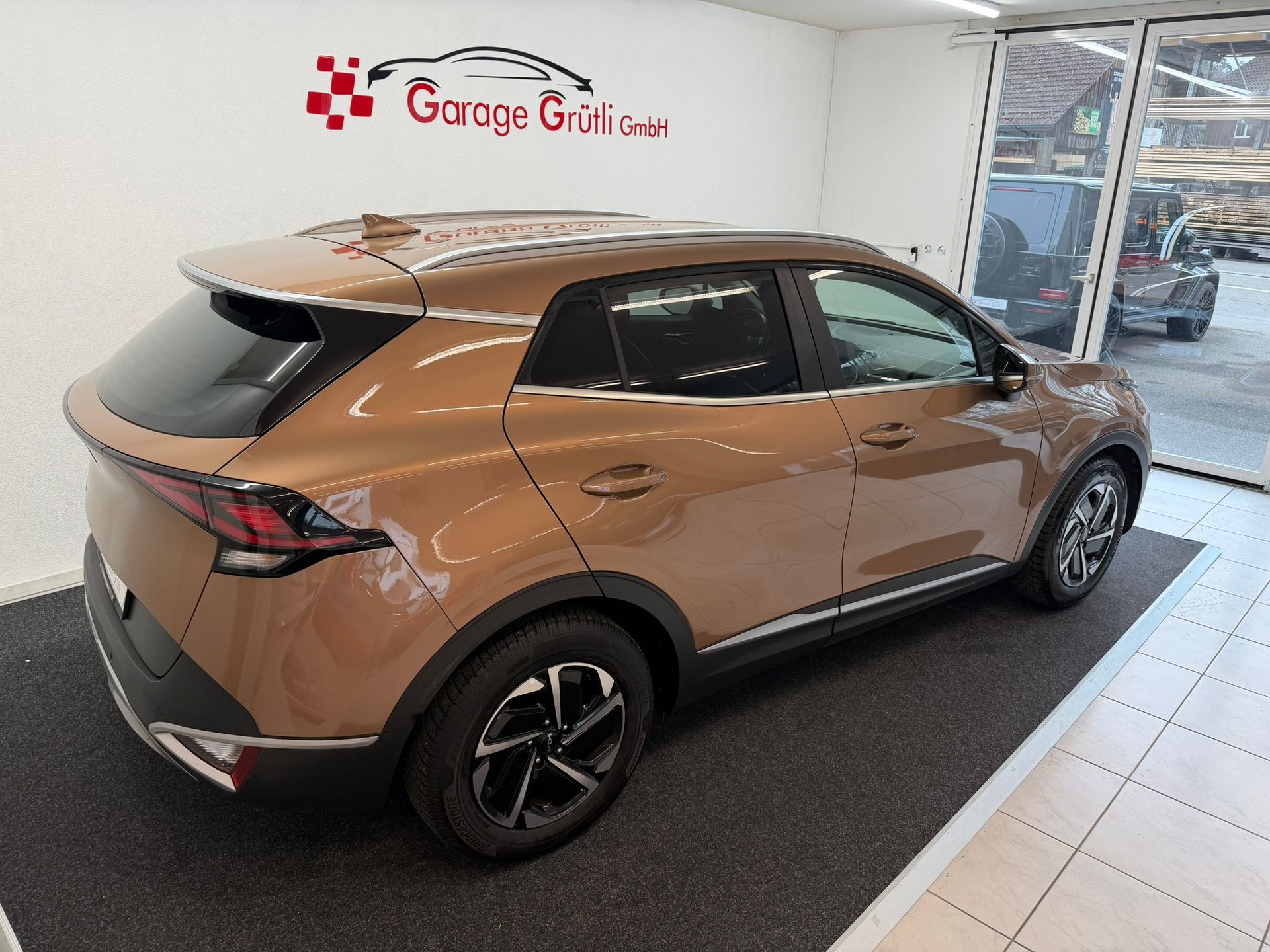 KIA Sportage 1.6 T-GDi Style-image-4