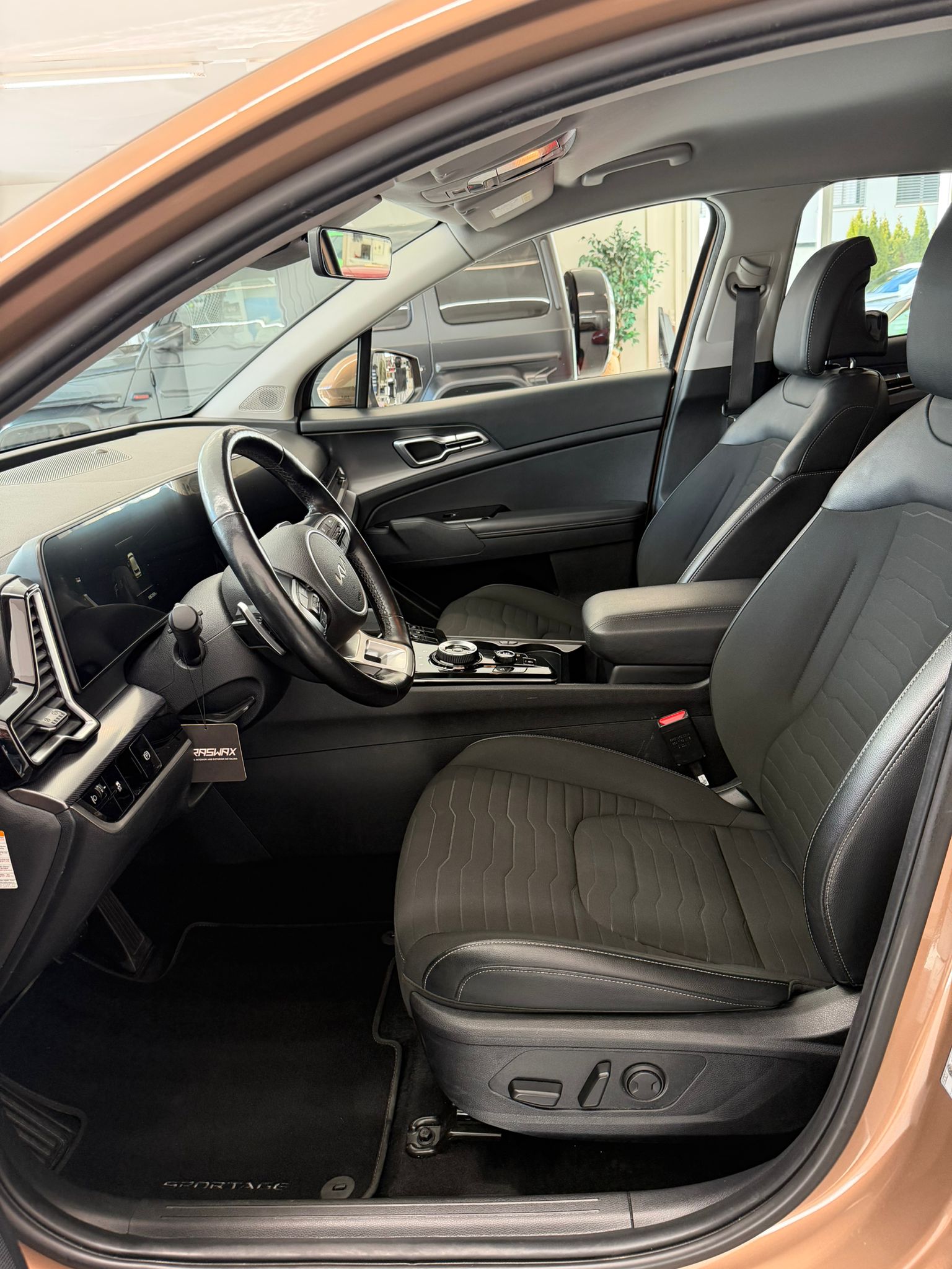 KIA Sportage 1.6 T-GDi Style-image-8