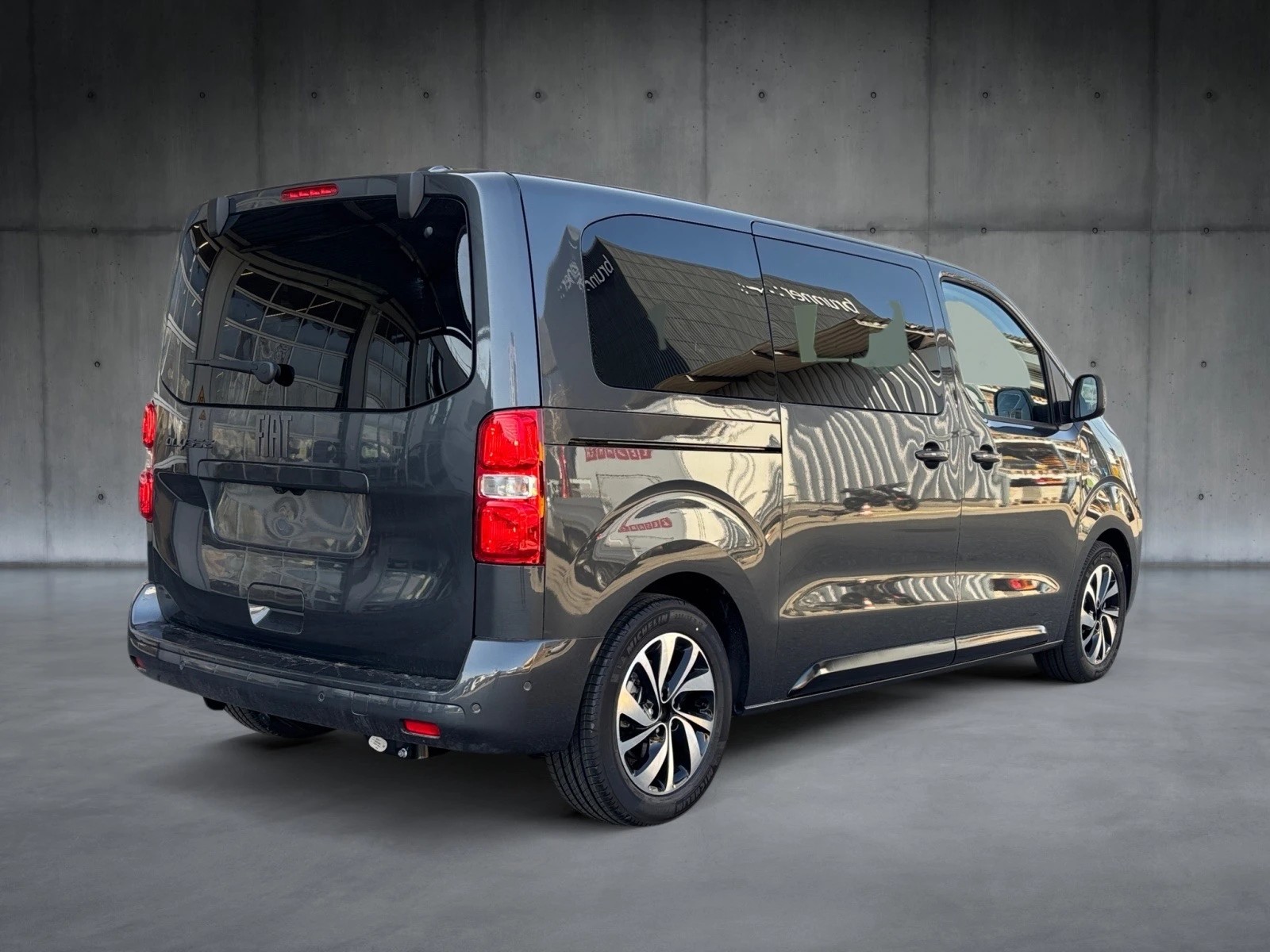 FIAT Ulysse 2.2 JTD VIP L2-showroom-element-2