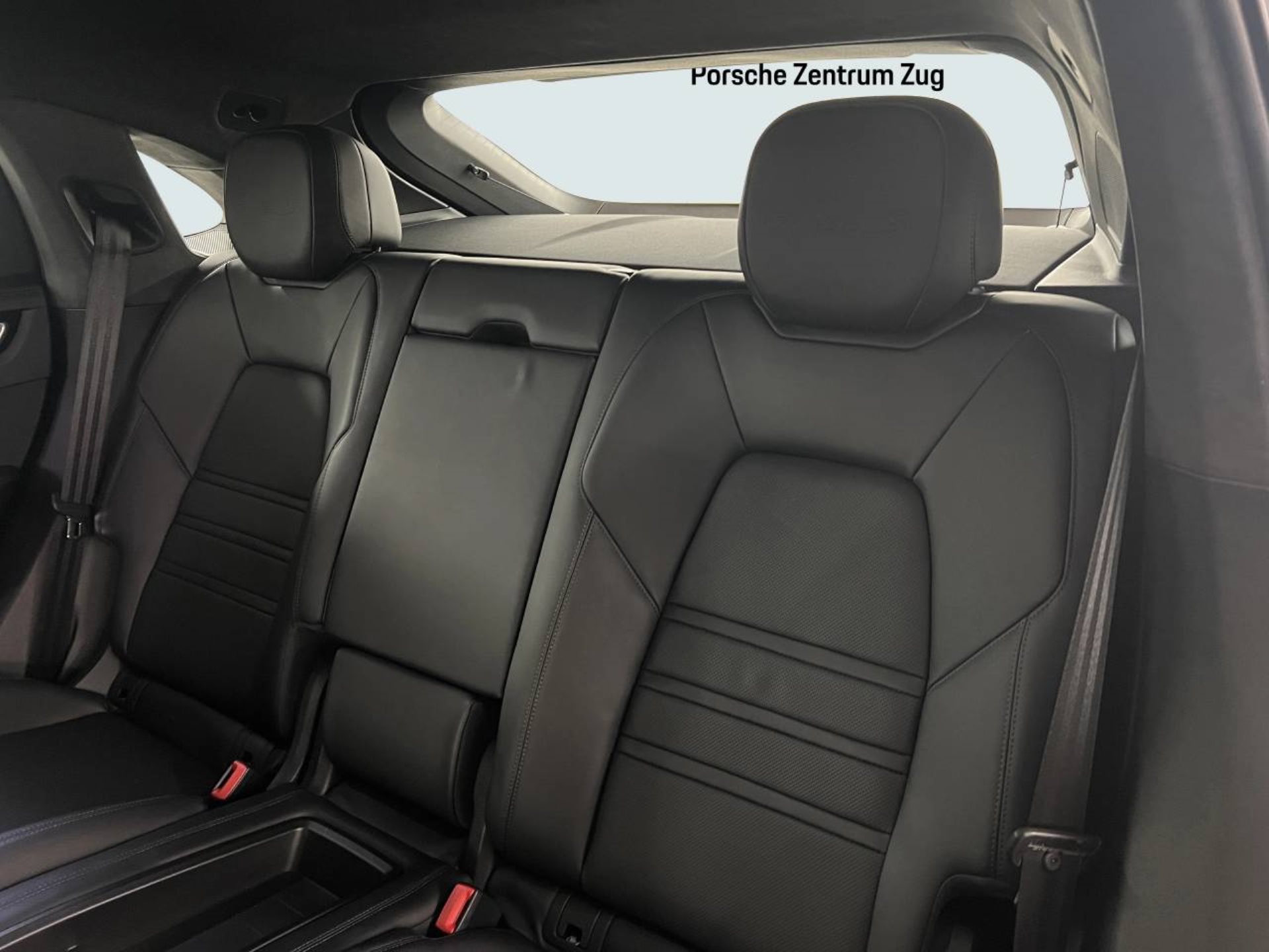 PORSCHE Cayenne Turbo S E-Hybrid Coupé-image-22