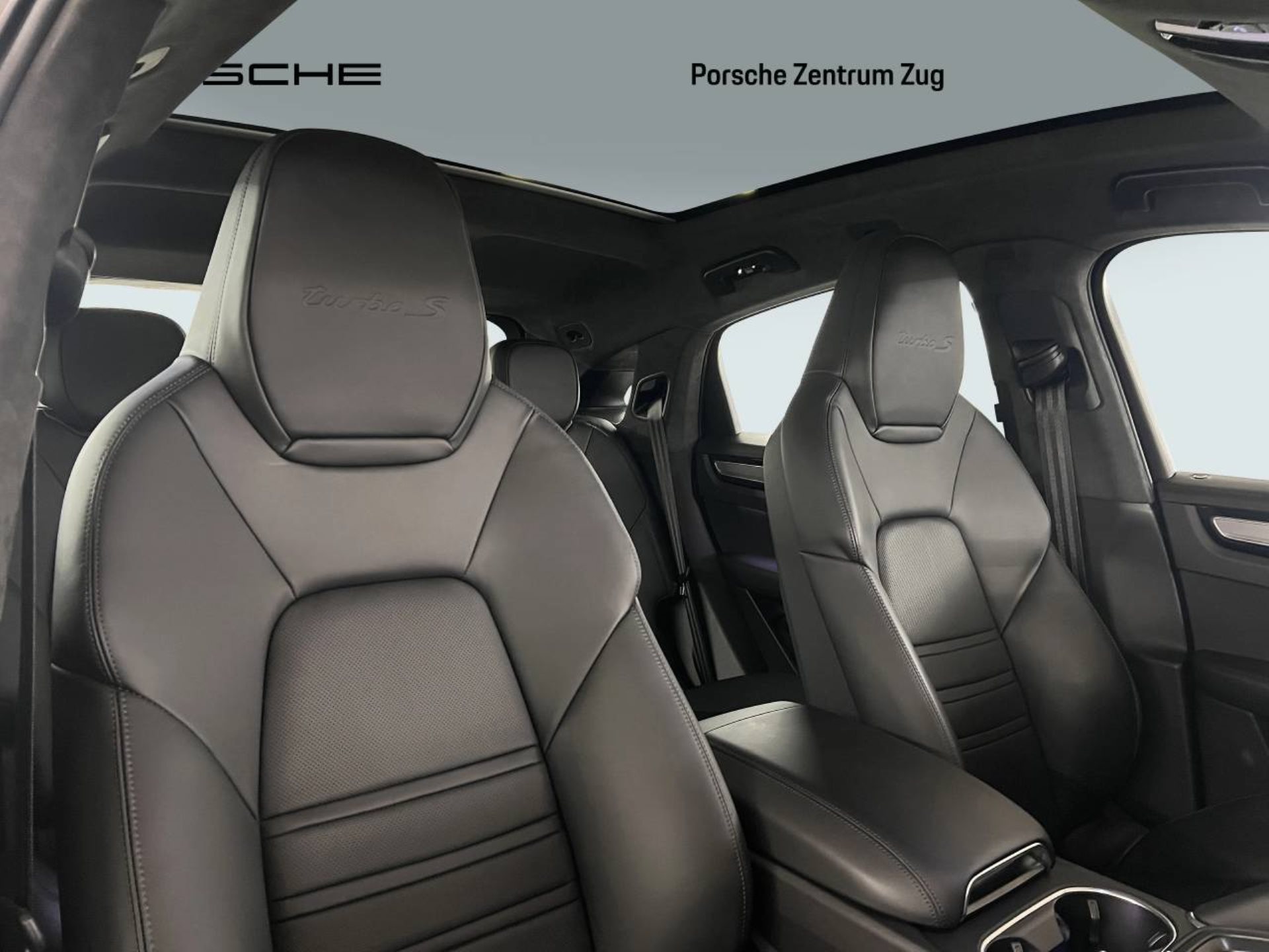 PORSCHE Cayenne Turbo S E-Hybrid Coupé-image-19