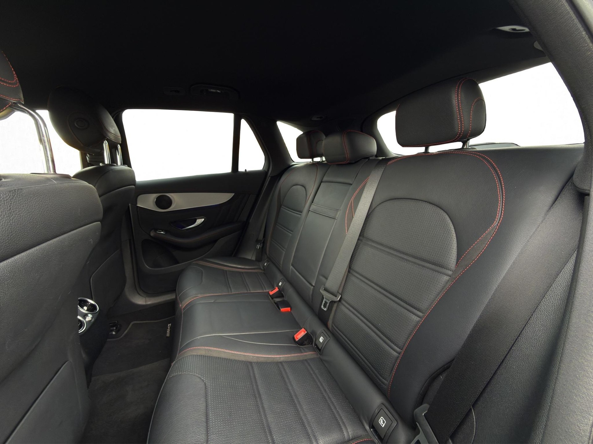 MERCEDES-BENZ GLC 43 AMG 4m-image-26