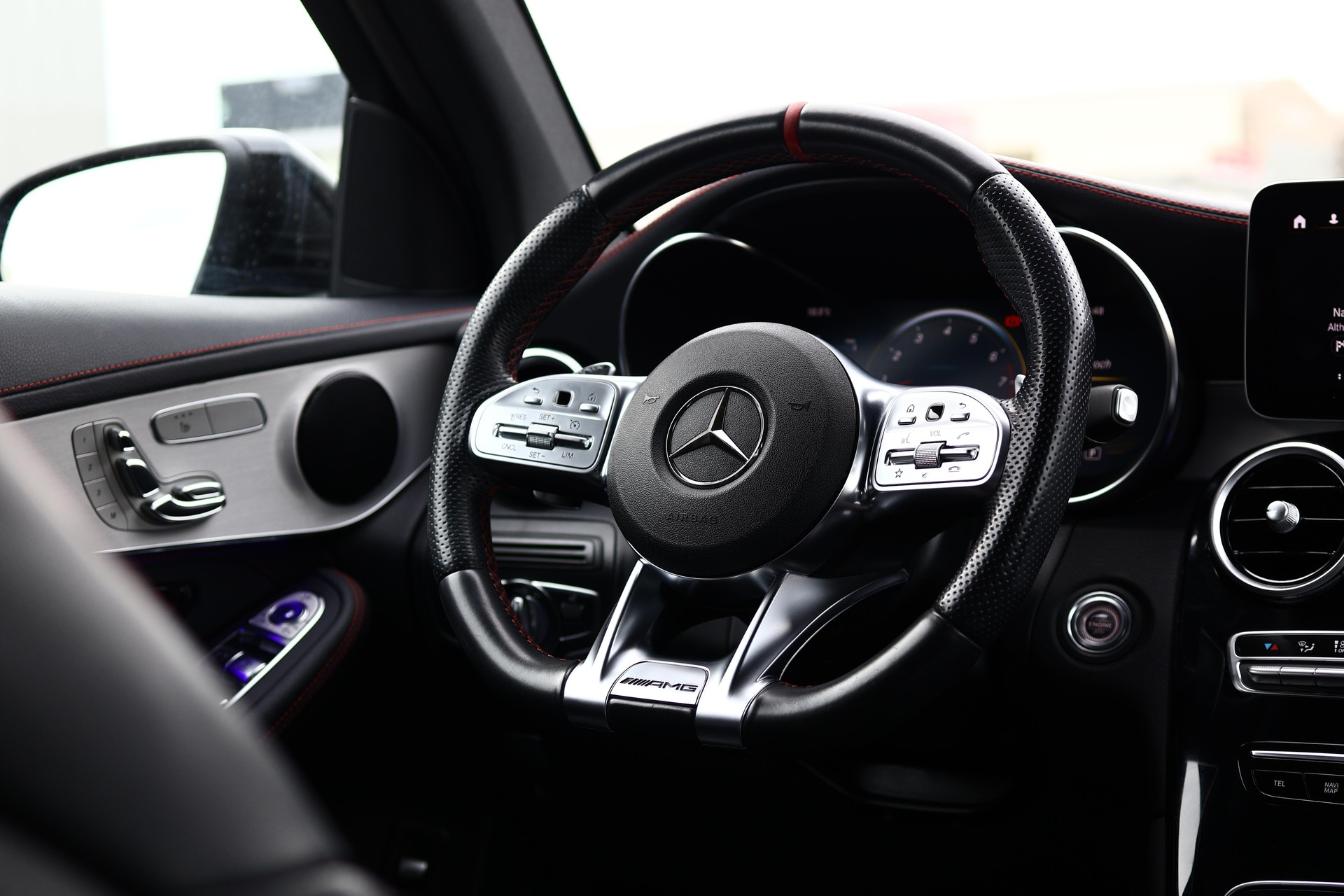 MERCEDES-BENZ GLC 43 AMG 4m-image-20