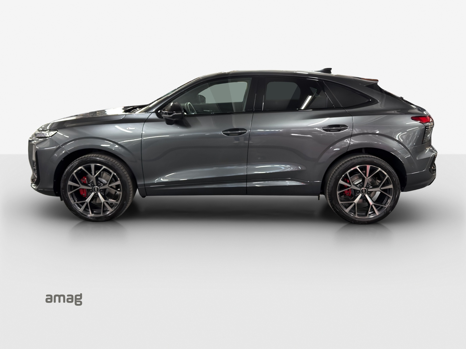 AUDI Q3 Sportback TFSI quattro 195 kW S tronic-image-1