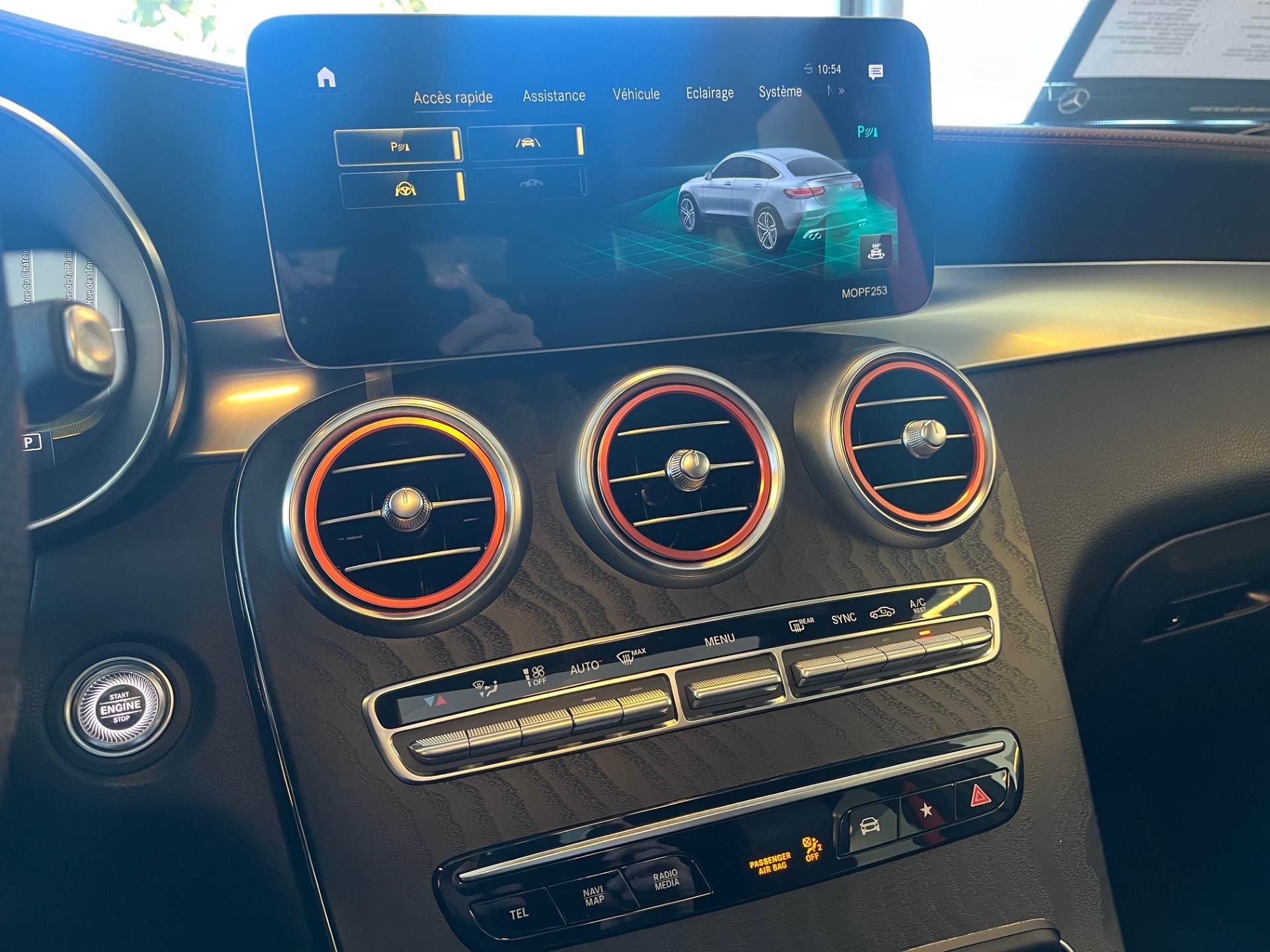 MERCEDES-BENZ GLC Coupé 43 AMG 4Matic 9G-Tronic-image-17