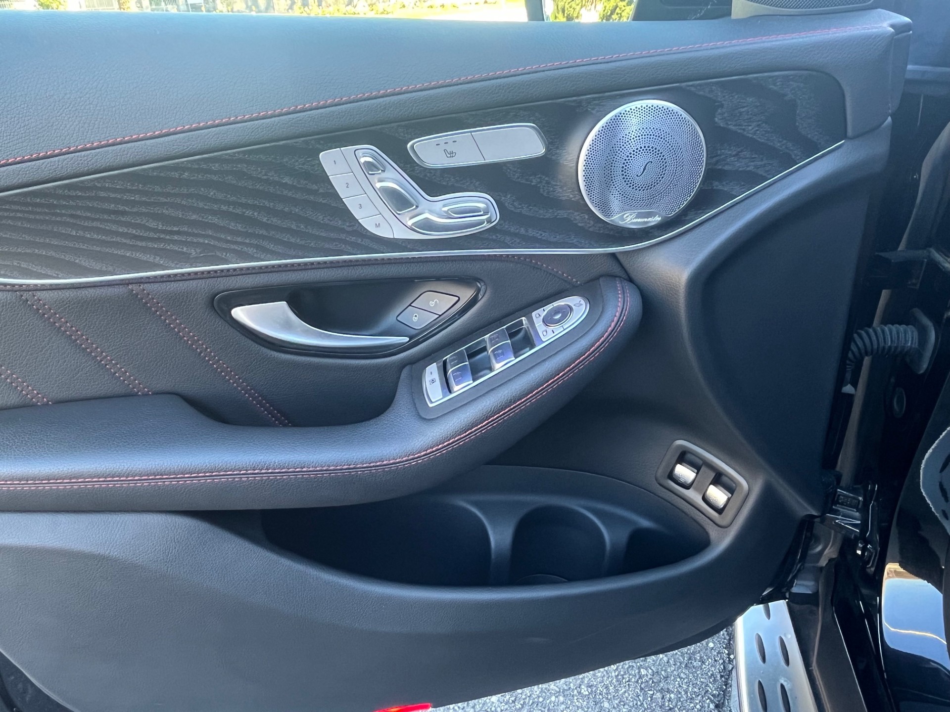 MERCEDES-BENZ GLC Coupé 43 AMG 4Matic 9G-Tronic-image-21