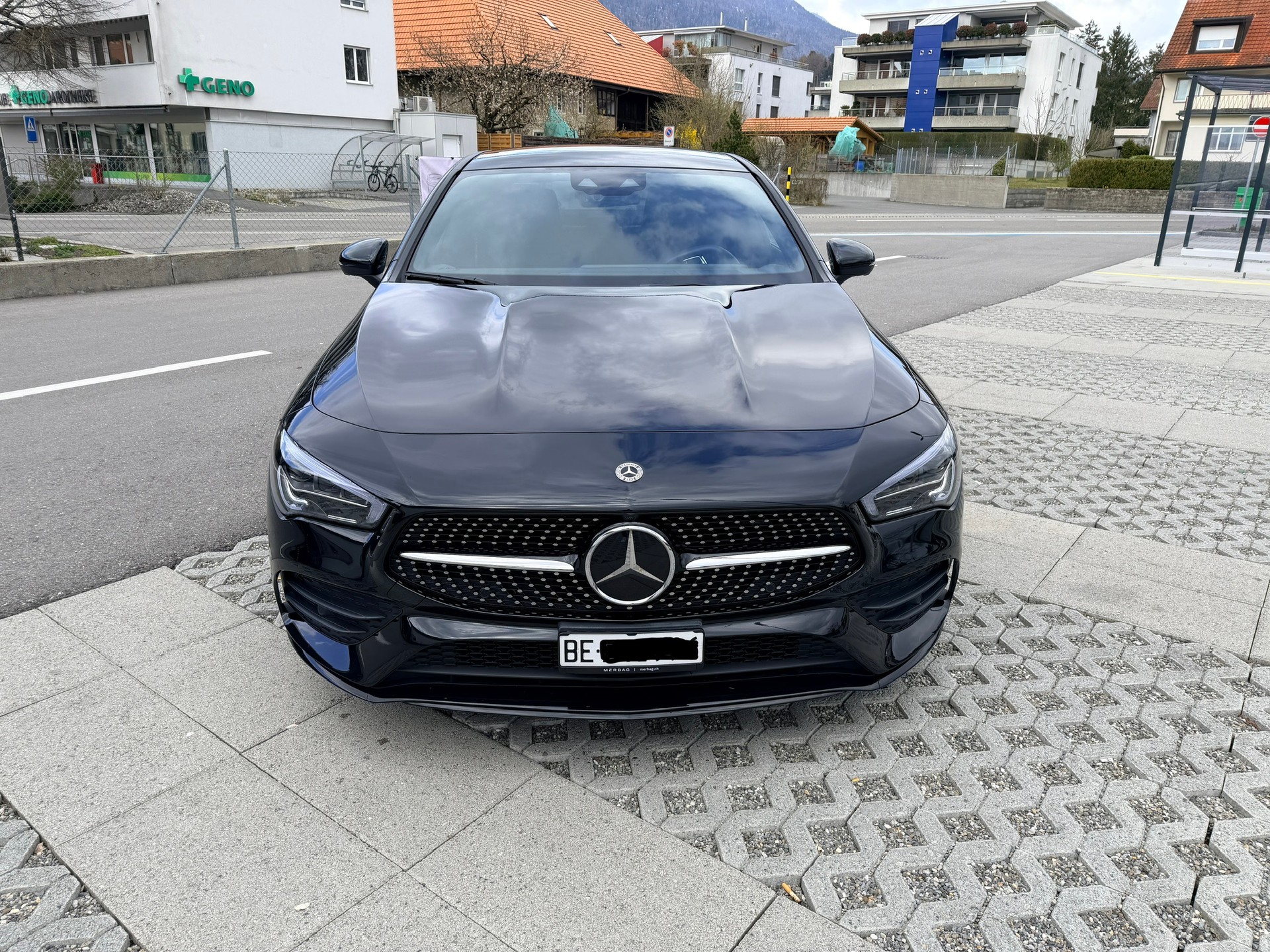 MERCEDES-BENZ CLA 220 d 4Matic AMG Line 8G-DCT-image-4