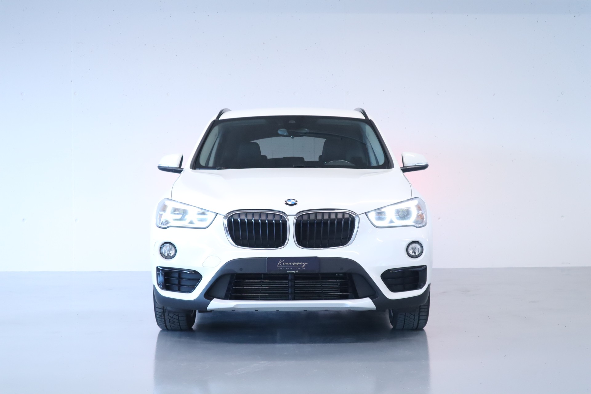 BMW X1 xDrive 18d SportLine | ALLRAD | AUTOMAT | HEAD-UP DISPLAY | LEDER | RÜCKFAHRKAMERA | EL. HECKKLAPPE | KEYLESS | CH-FZG-image-6