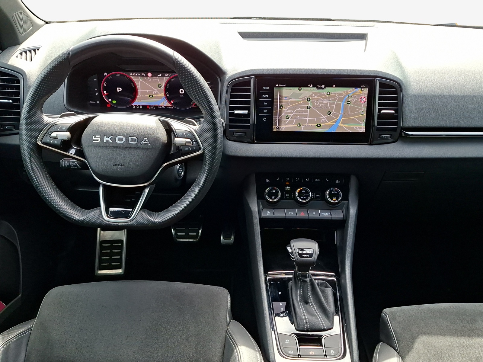 SKODA Karoq 2.0 TSI SportLine 4x4 DSG-image-8