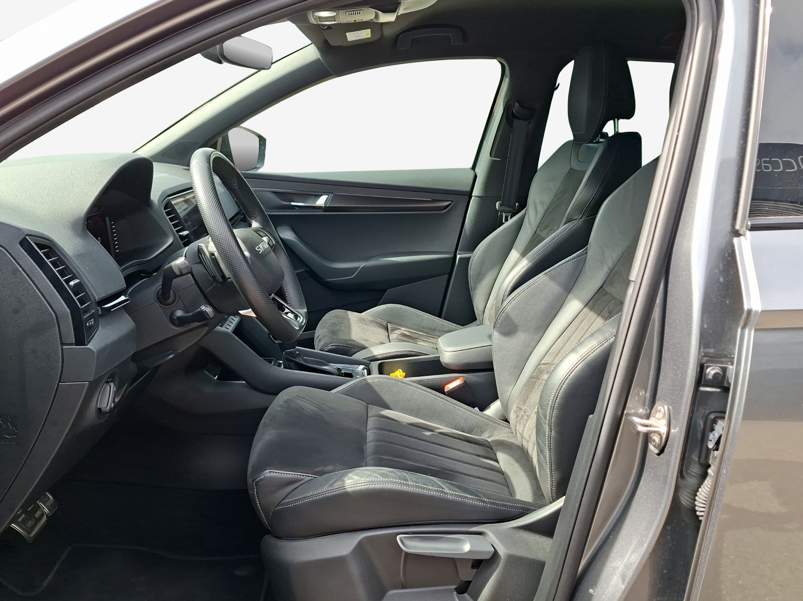 SKODA Karoq 2.0 TSI SportLine 4x4 DSG-image-7