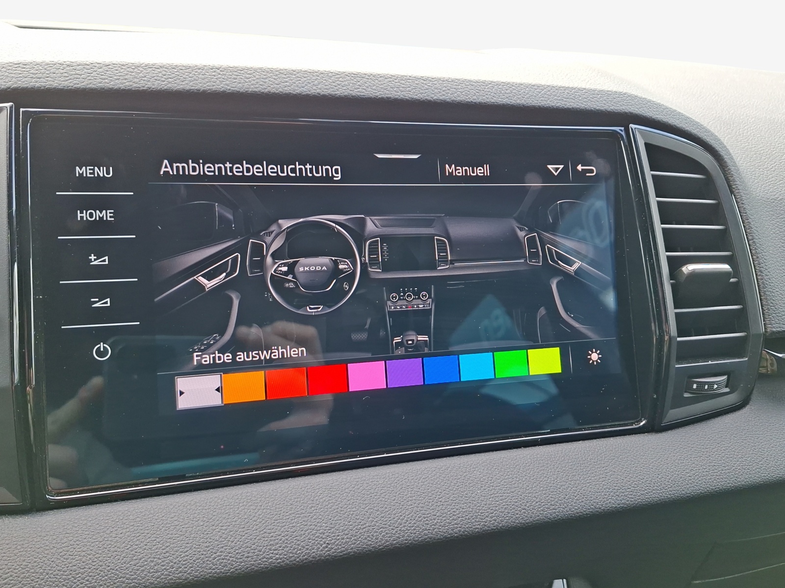 SKODA Karoq 2.0 TSI SportLine 4x4 DSG-image-15