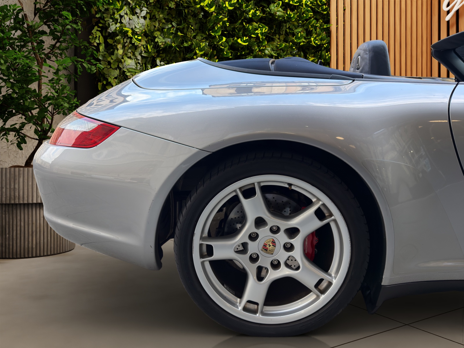 PORSCHE 911 Cabrio Carrera 4S-image-22
