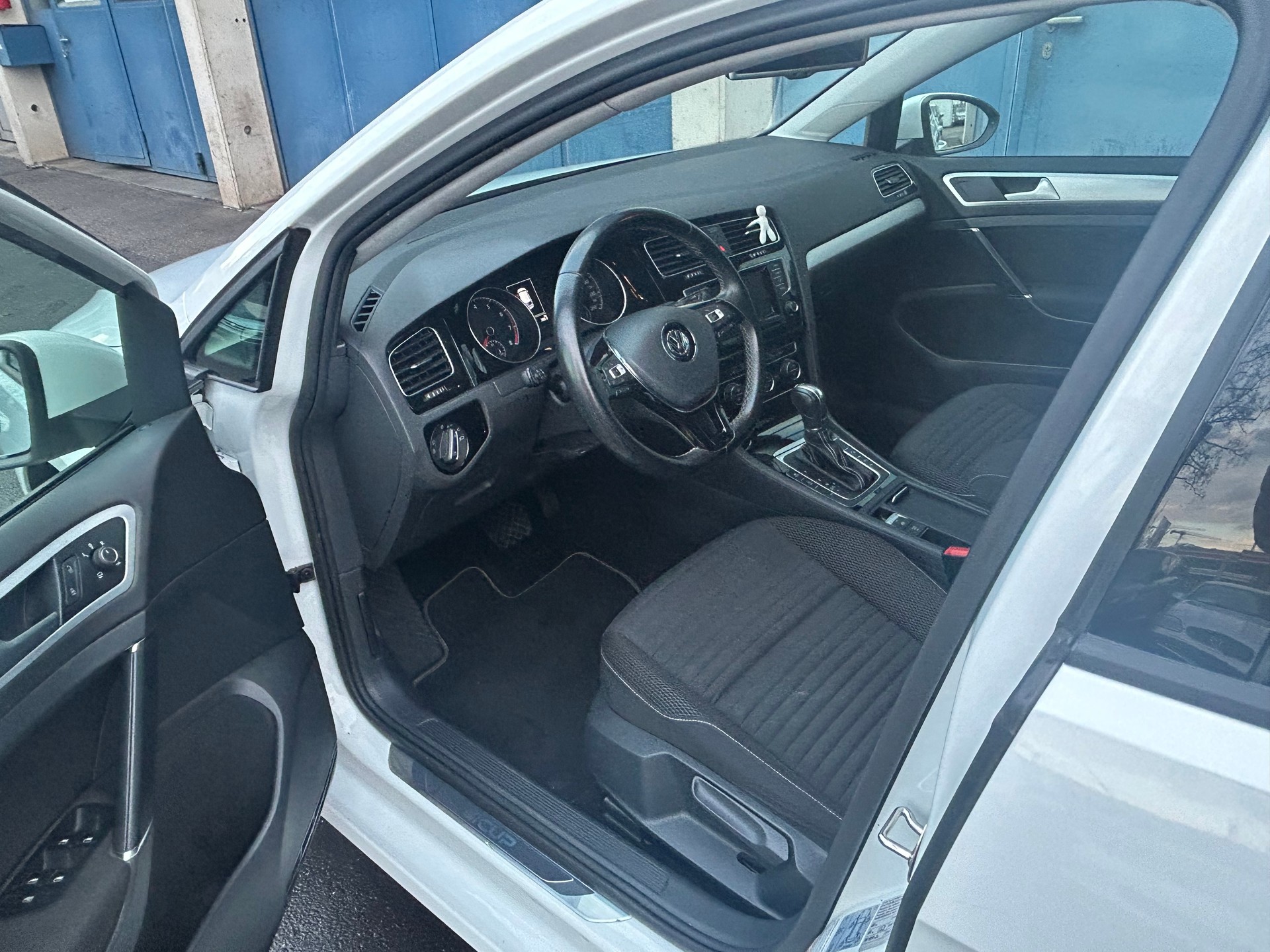 VW Golf 1.4 TSI Cup DSG-image-5