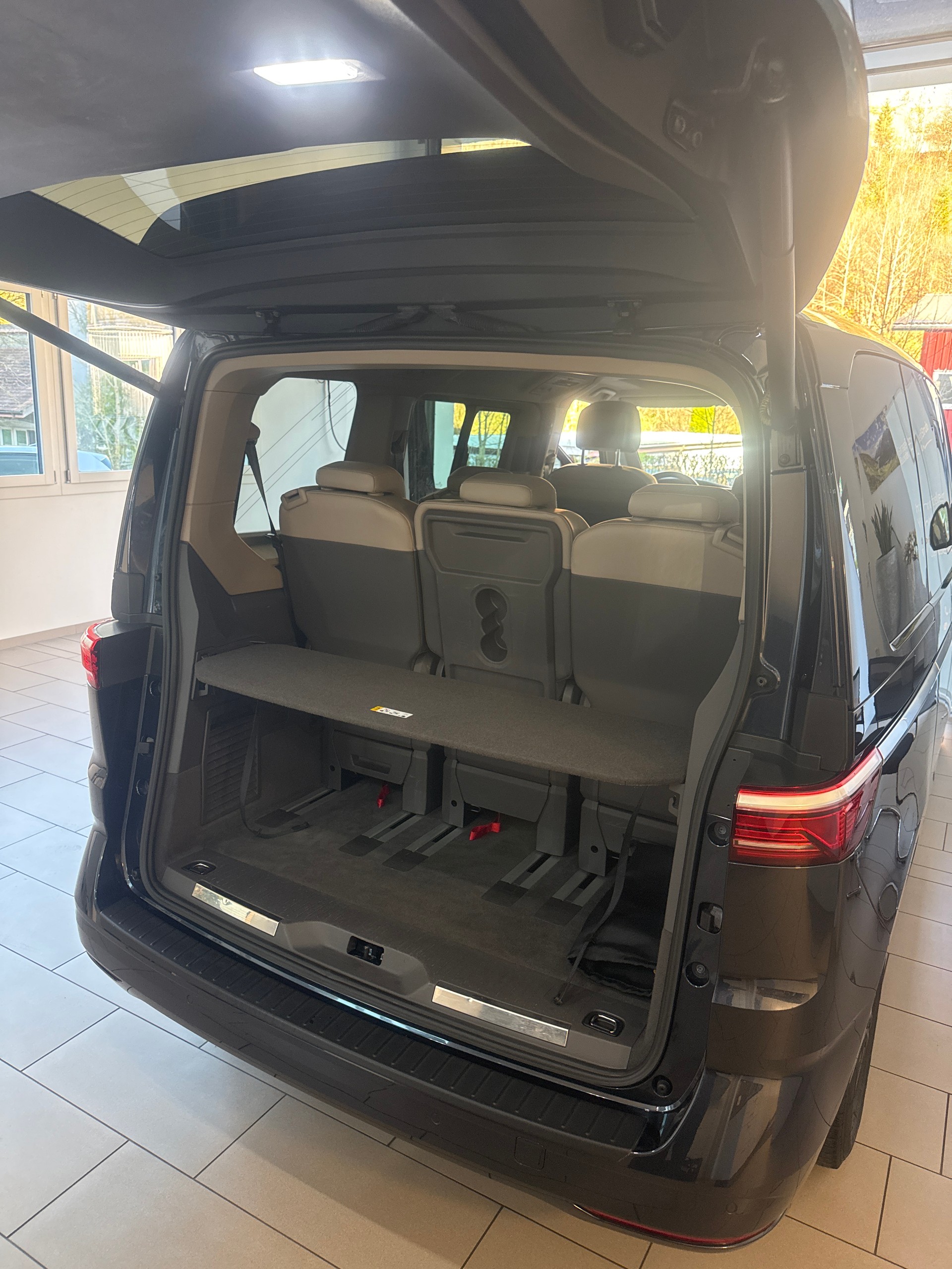 VW Multivan kurz 1.4 eHybrid Style Liberty DSG-image-6