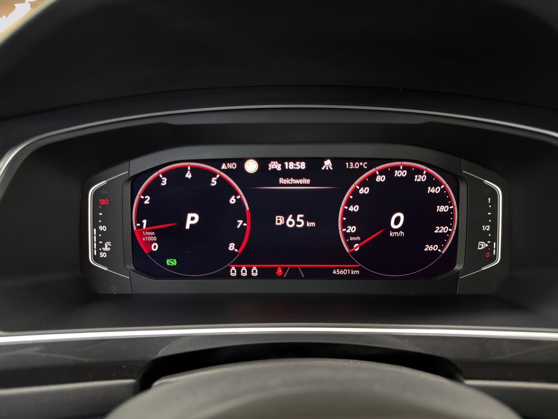 VW Tiguan 2.0TSI R-Line 4Motion DSG-image-10