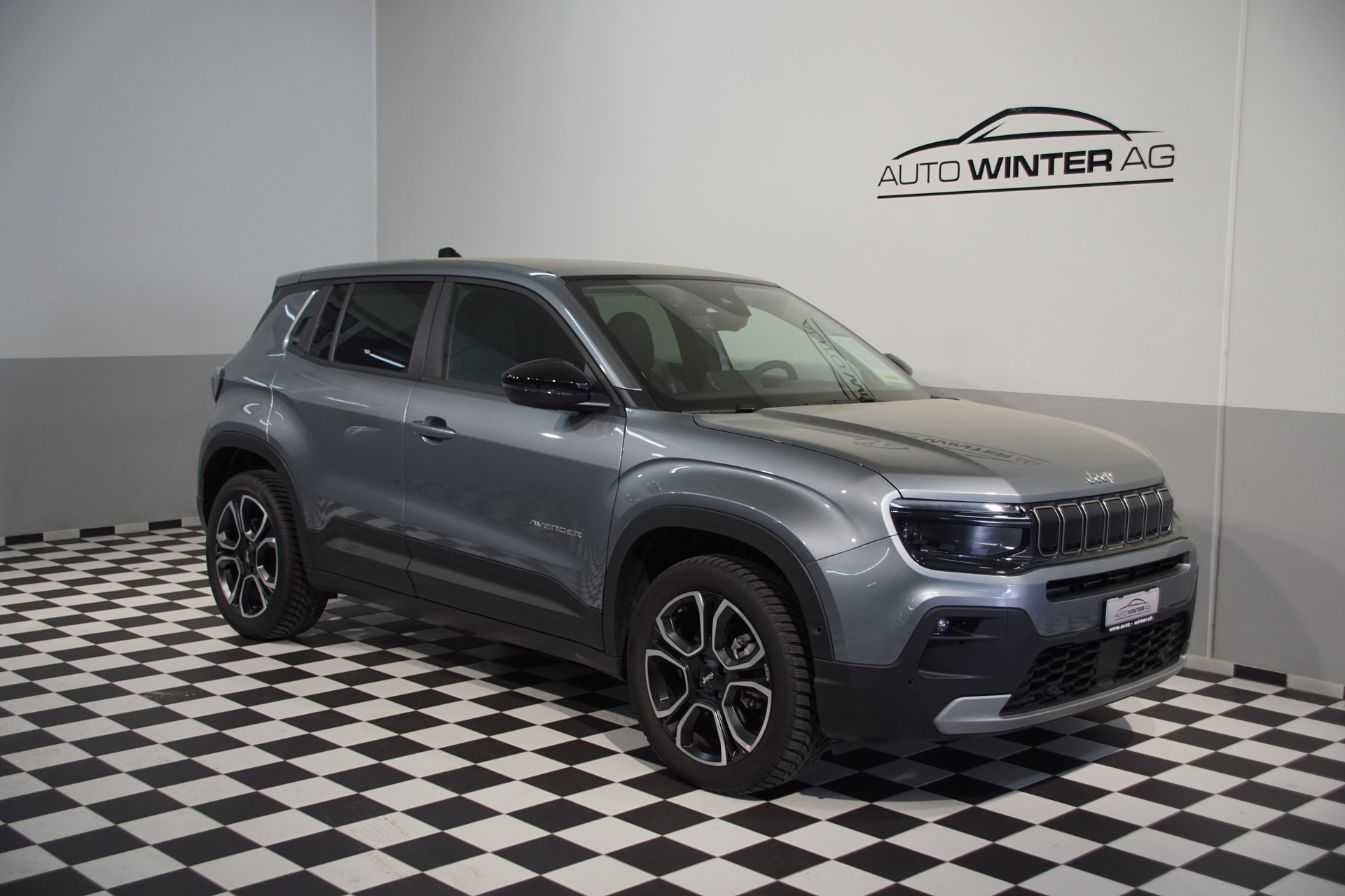 JEEP Avenger 1.2 Turbo MHEV Summit Sky ++SWISS++-image-3