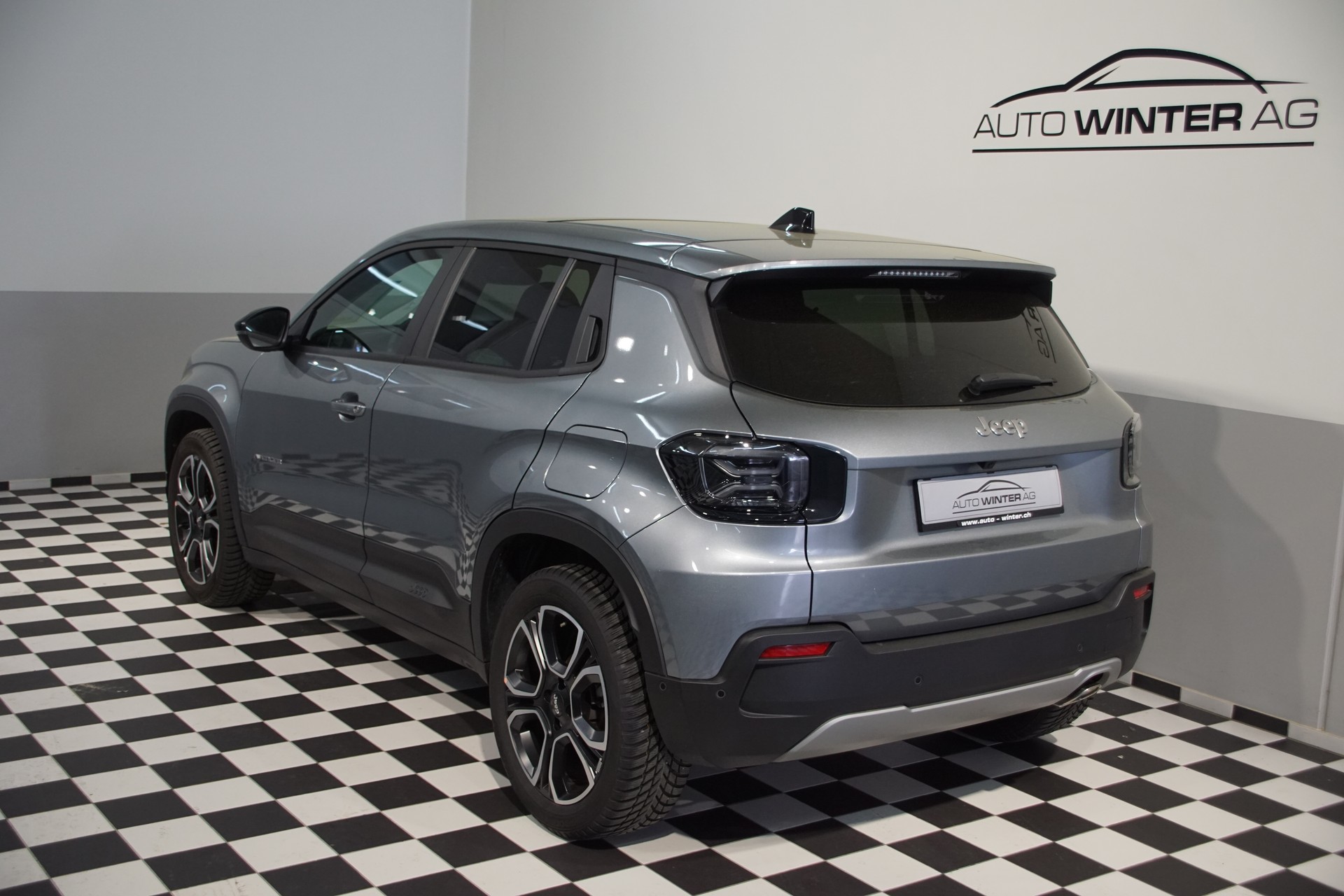 JEEP Avenger 1.2 Turbo MHEV Summit Sky ++SWISS++-image-5