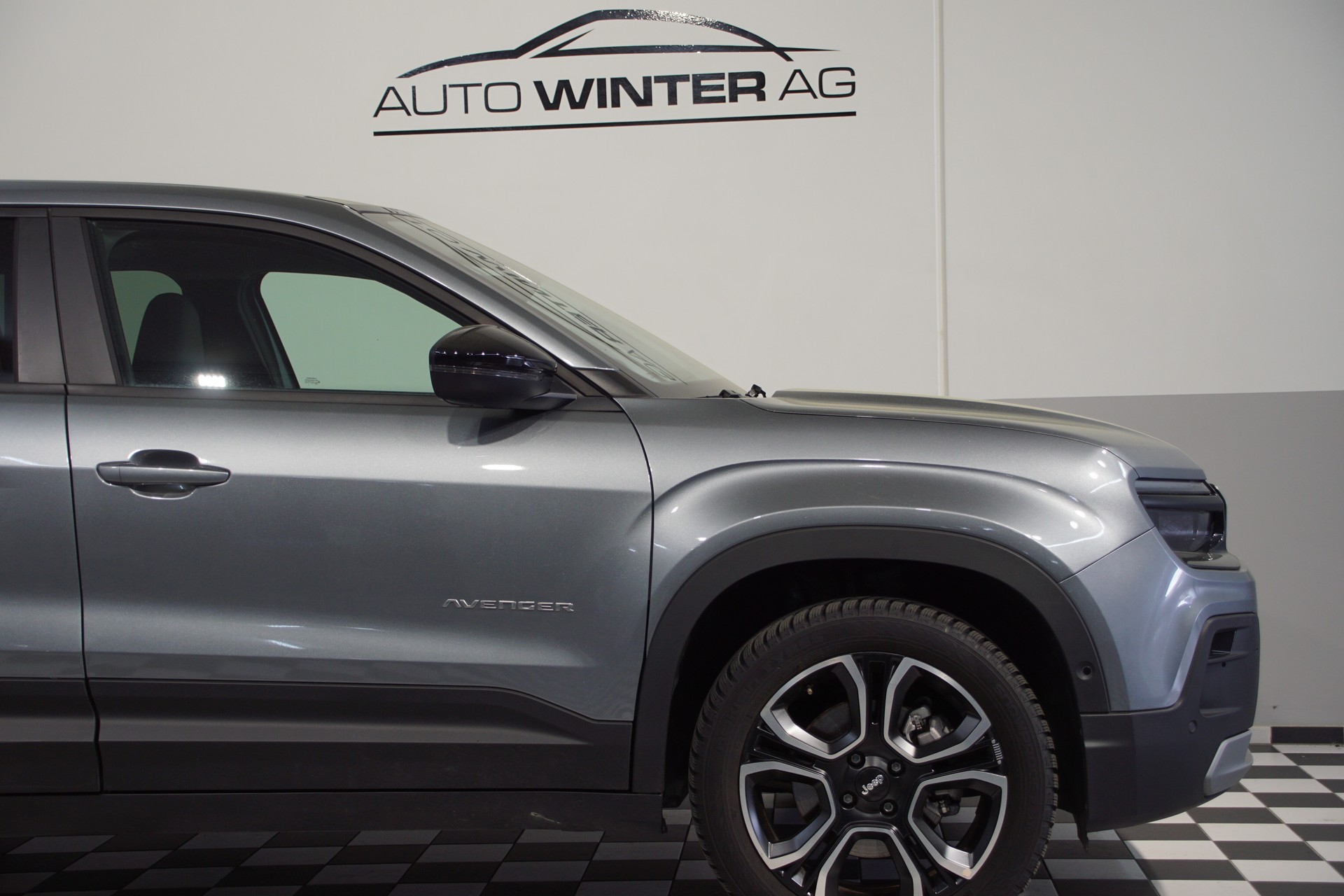 JEEP Avenger 1.2 Turbo MHEV Summit Sky ++SWISS++-image-4