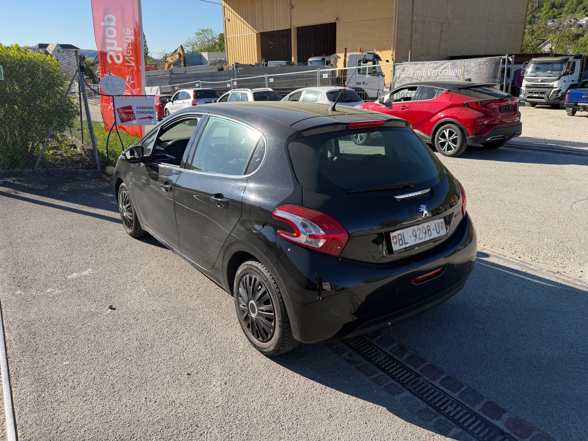 PEUGEOT 208 1.6 VTI Allure-image-1