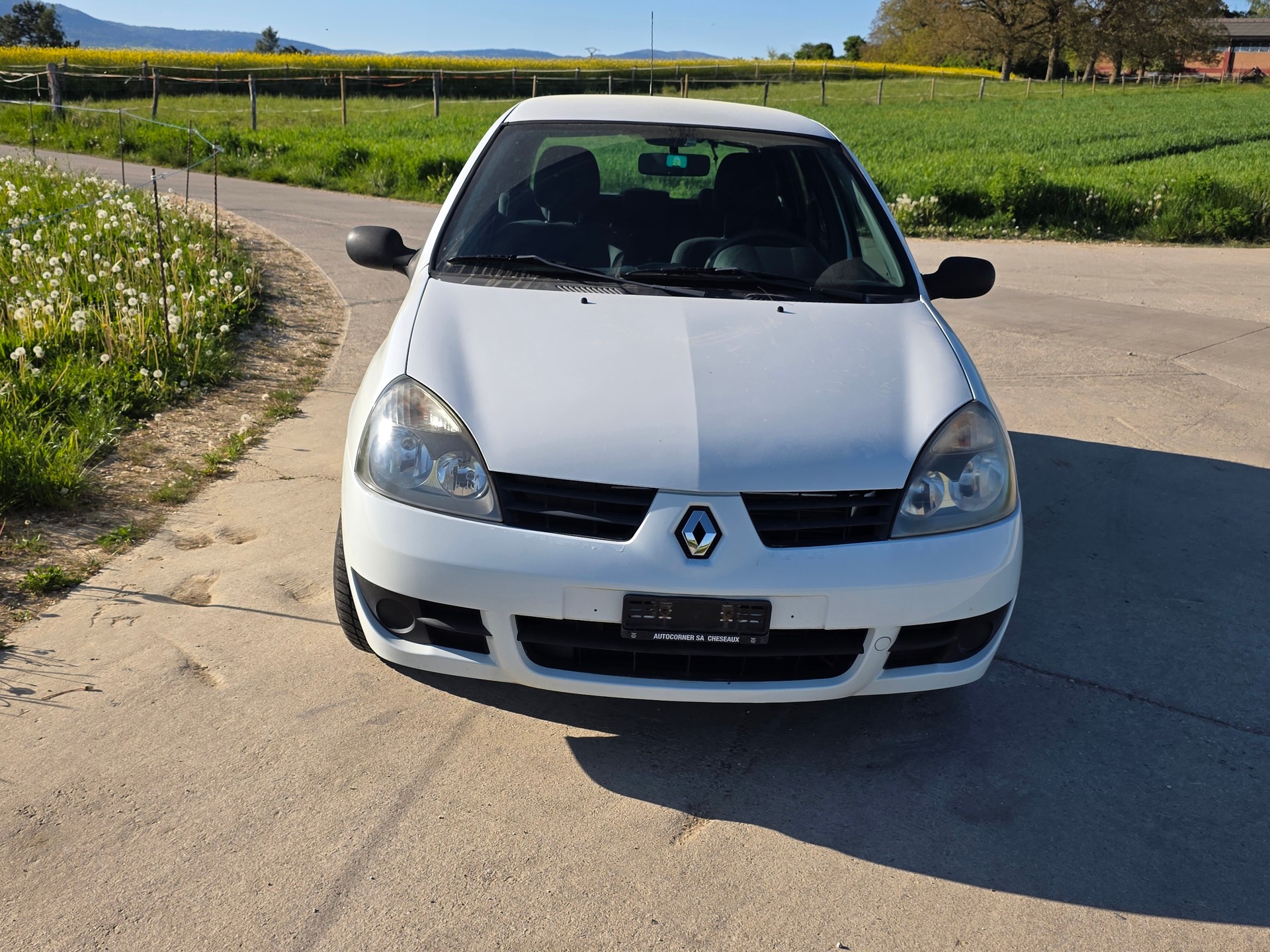 RENAULT Clio 1.2 Campus-image-1