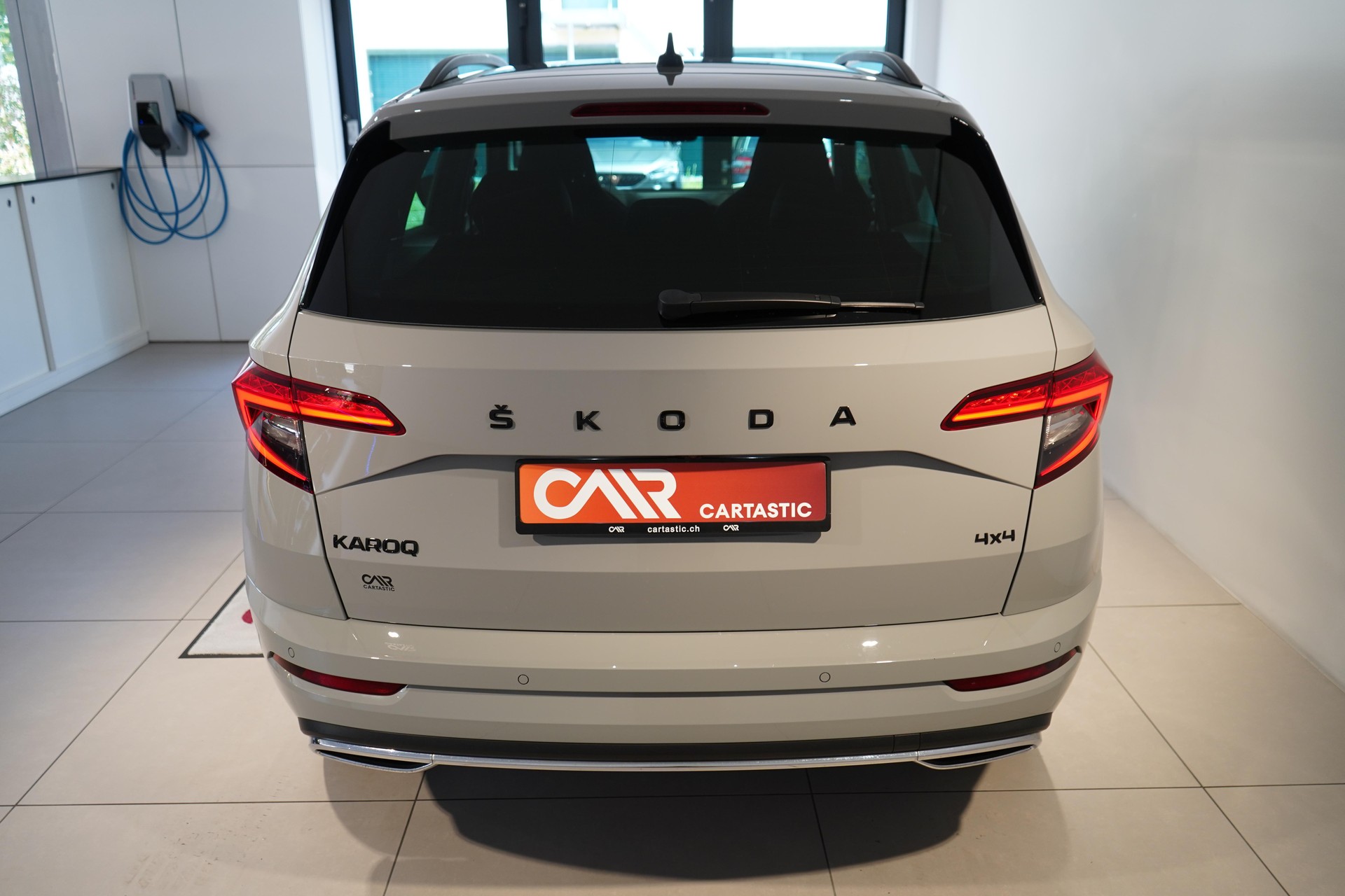 SKODA Karoq 2.0 TSI SportLine DSG 4x4-image-3