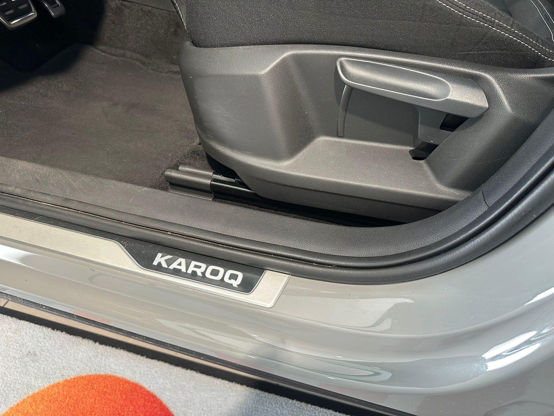 SKODA Karoq 2.0 TSI SportLine DSG 4x4-image-16