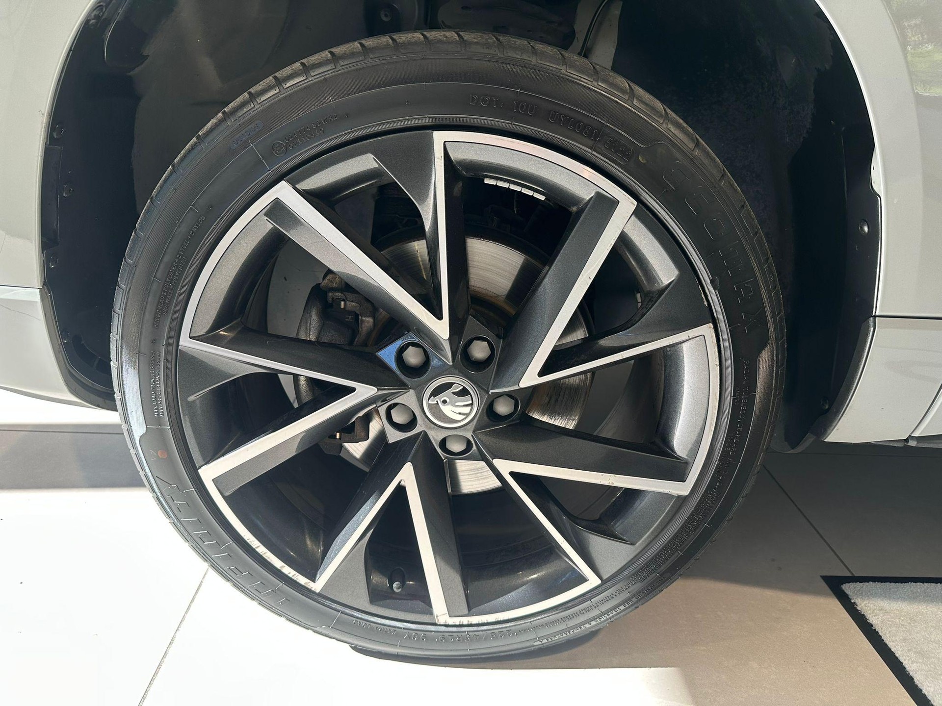 SKODA Karoq 2.0 TSI SportLine DSG 4x4-image-21