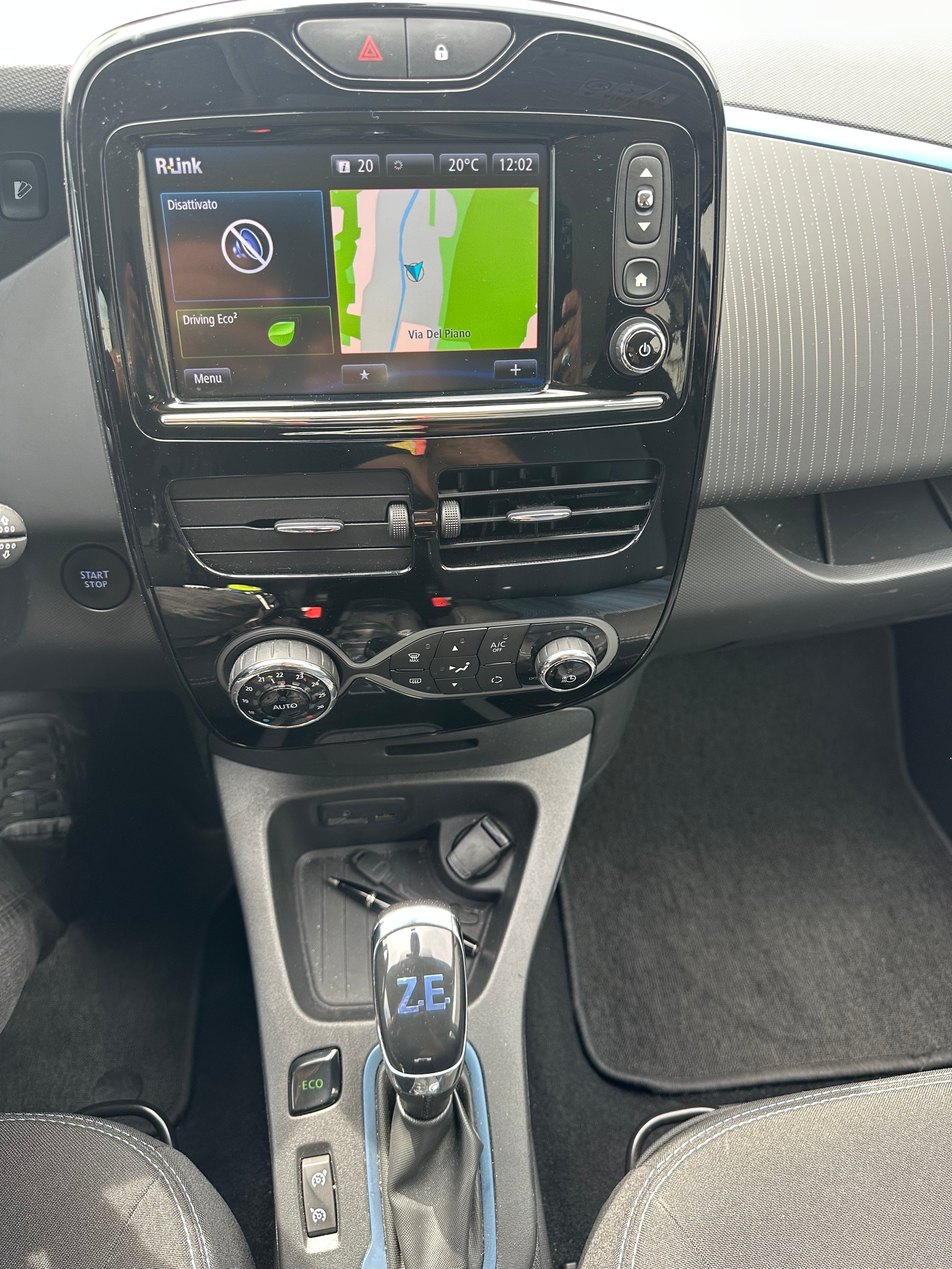 RENAULT Zoe Limited R110 (Batterie Miete)-image-11