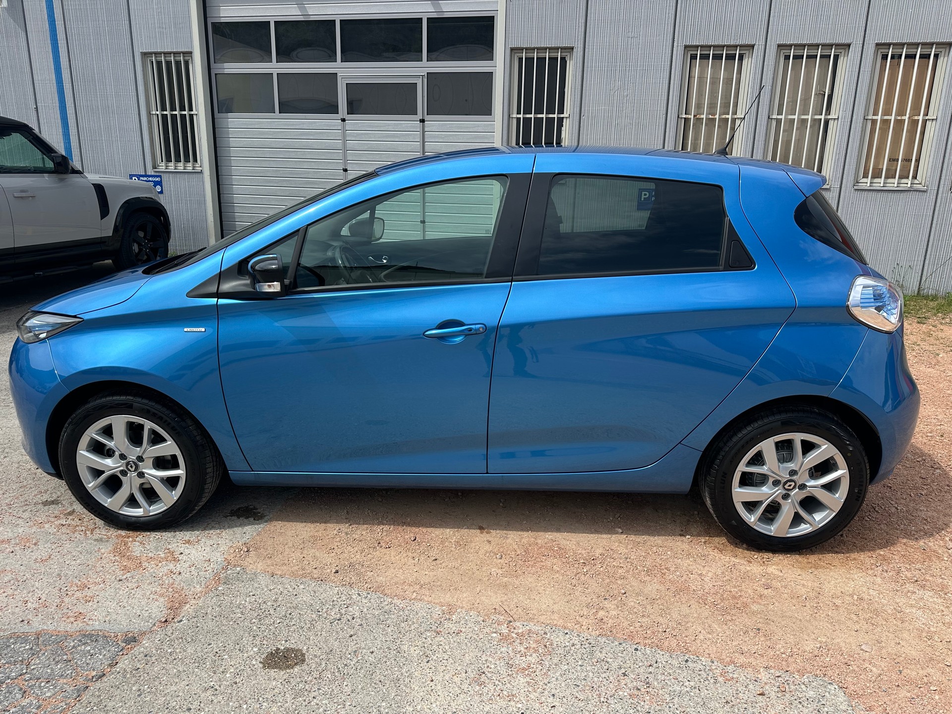 RENAULT Zoe Limited R110 (Batterie Miete)-image-4