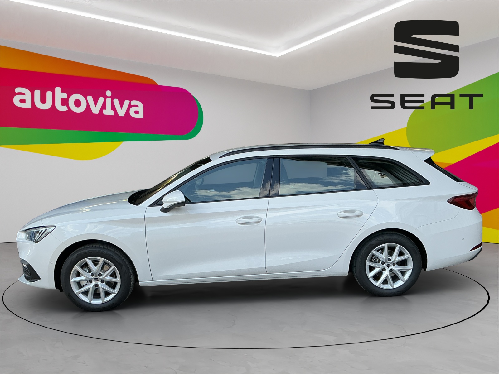 SEAT Leon ST 1.5 eTSI mHEV DSG Style-image-1