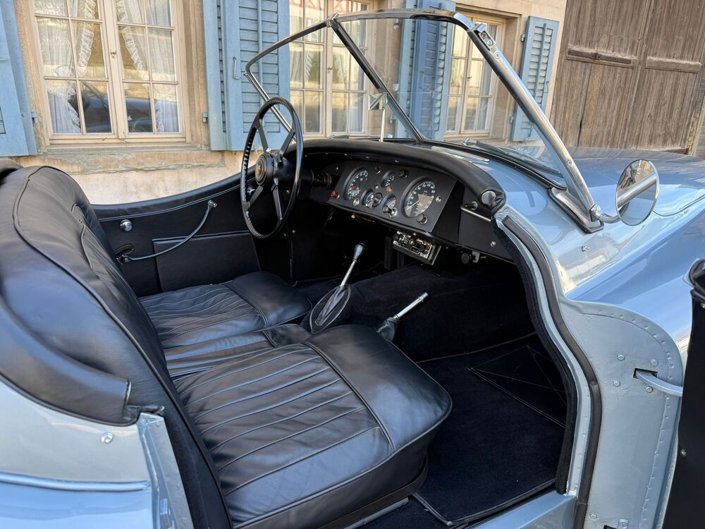 JAGUAR XK120 OTS SE-image-6