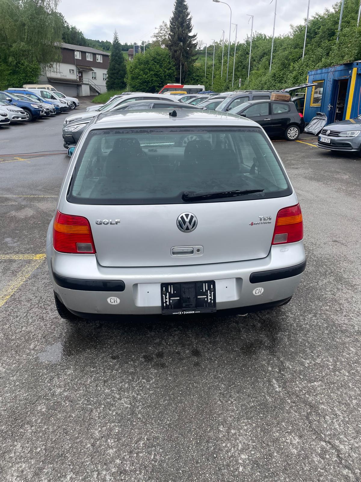 VW Golf 1.9 TDI PD 4Motion-image-8