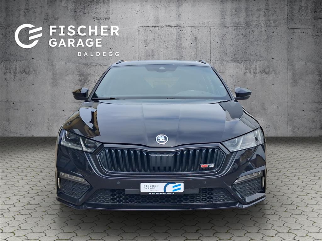 SKODA Octavia Combi 1.4 TSI PHEV DSG RS-image-2