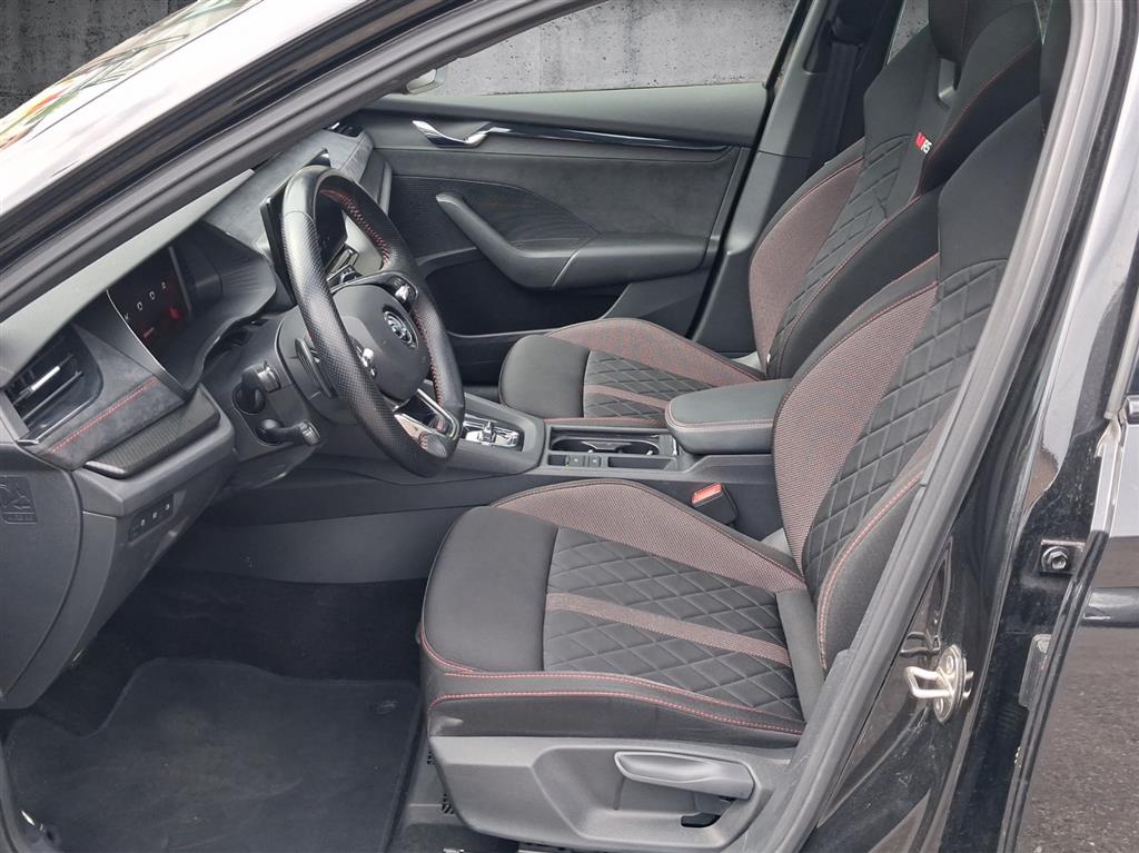 SKODA Octavia Combi 1.4 TSI PHEV DSG RS-image-7
