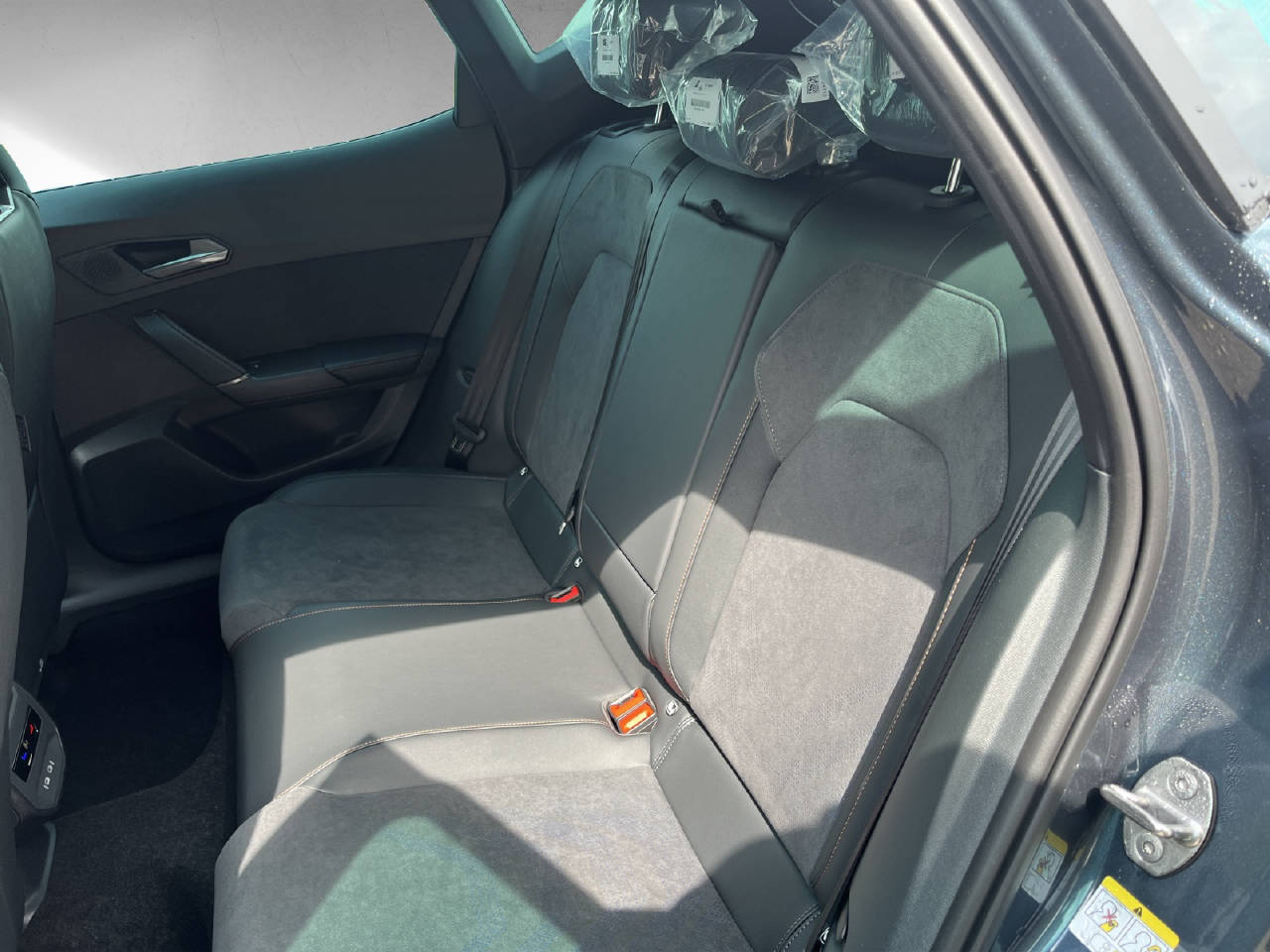 CUPRA Formentor 1.5 eTSI Prime Edition DSG-image-12