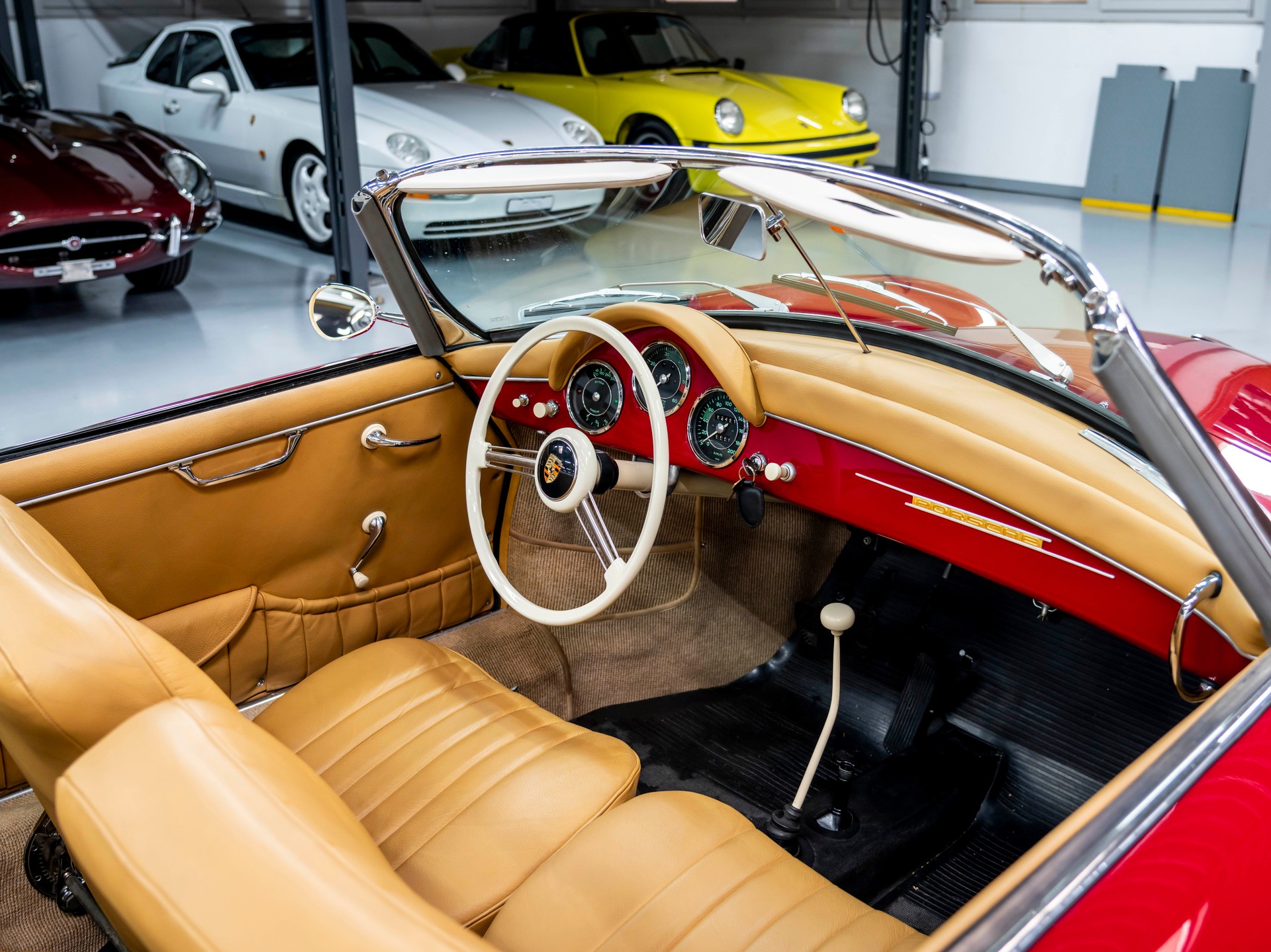 PORSCHE 356 A 1600 S Convertible-image-19