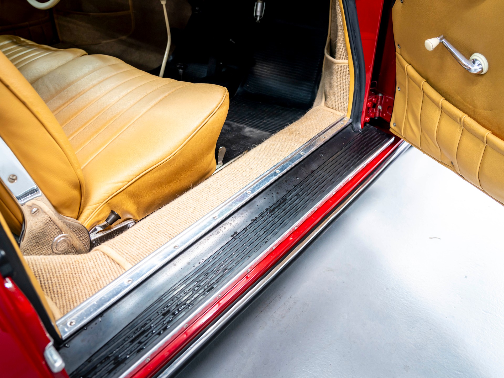 PORSCHE 356 A 1600 S Convertible-image-23