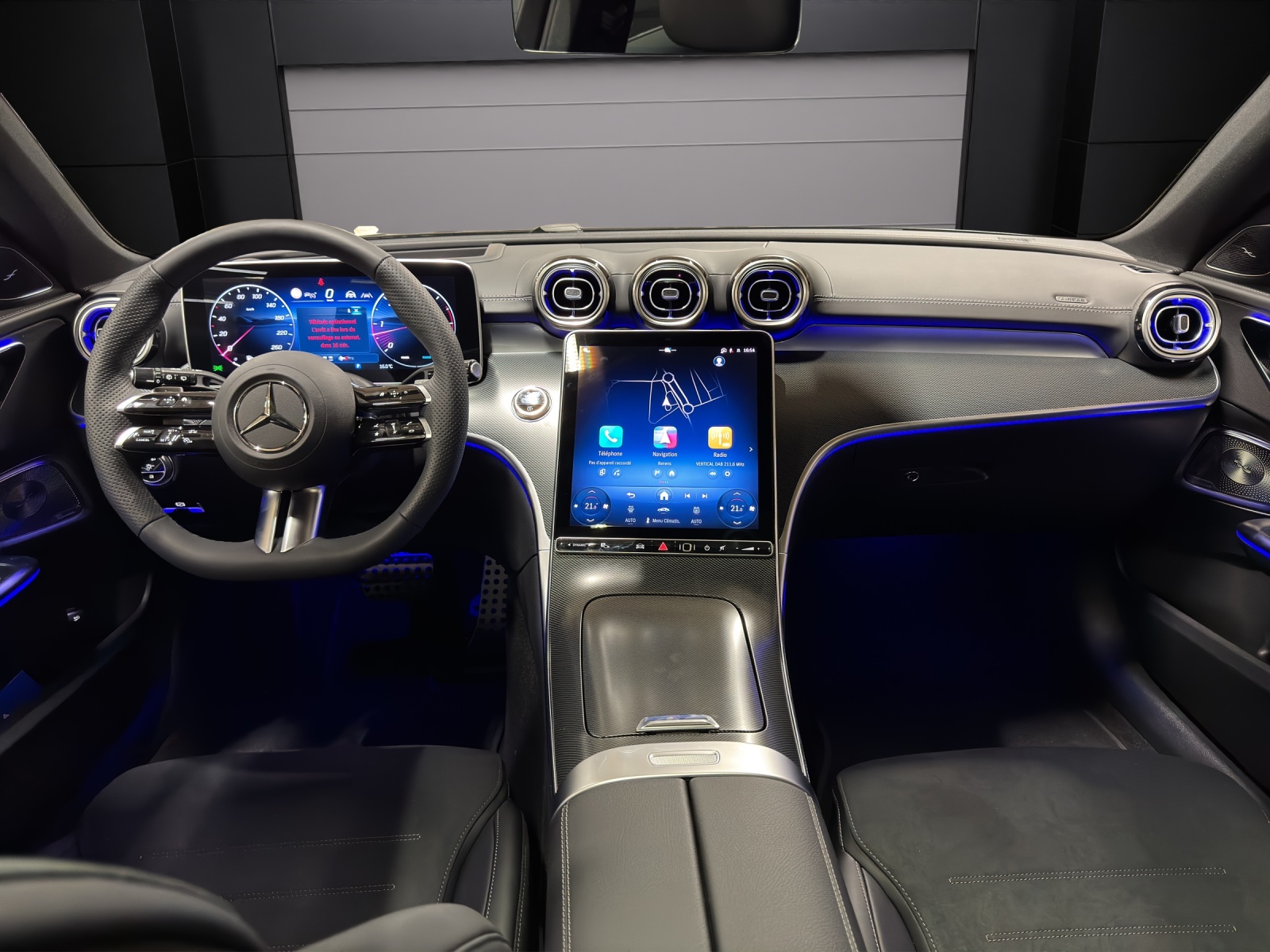 MERCEDES-BENZ C 220 d T 4 Matic Swiss Star-image-10