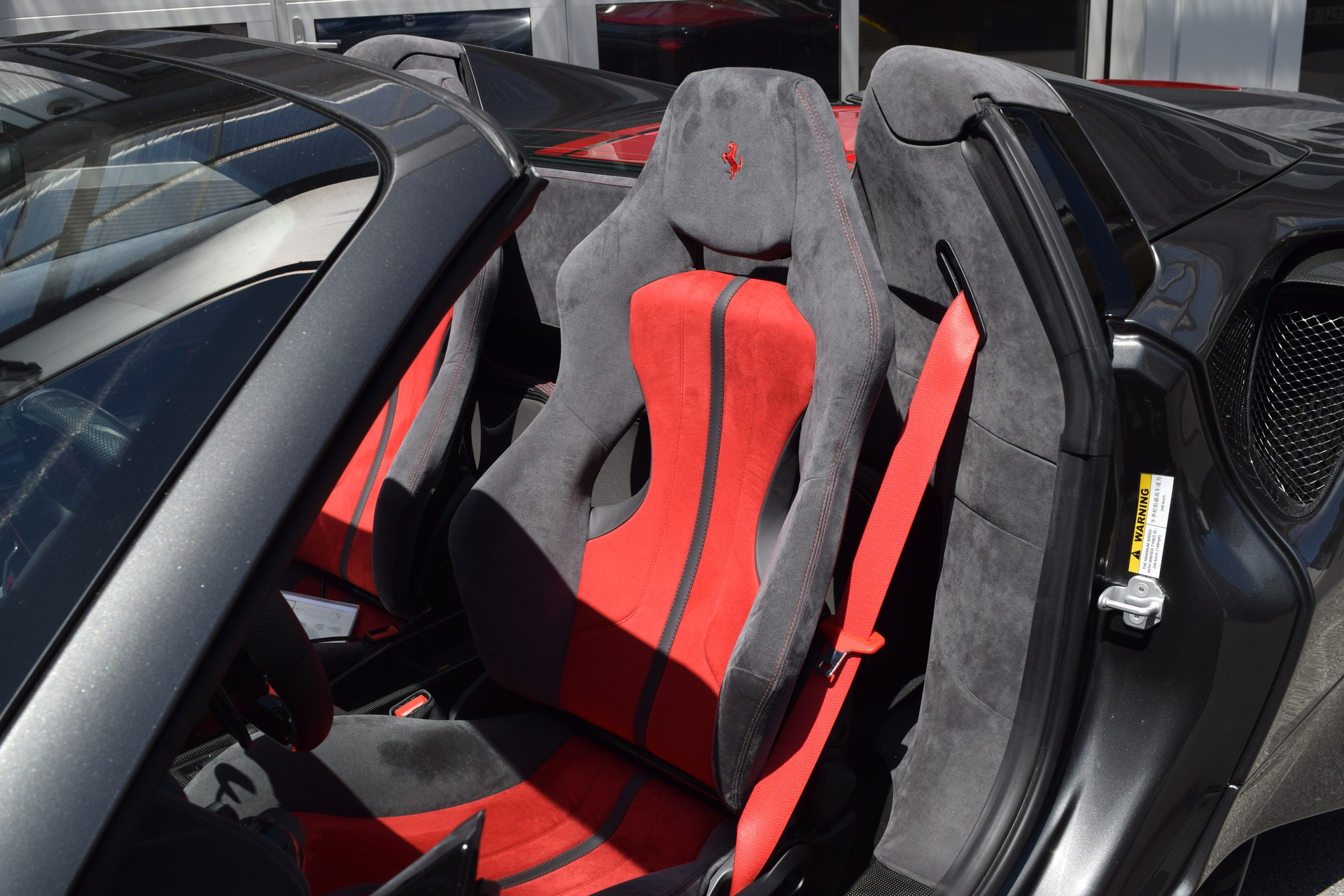FERRARI 488 Pista Spider 3.9 V8-image-12