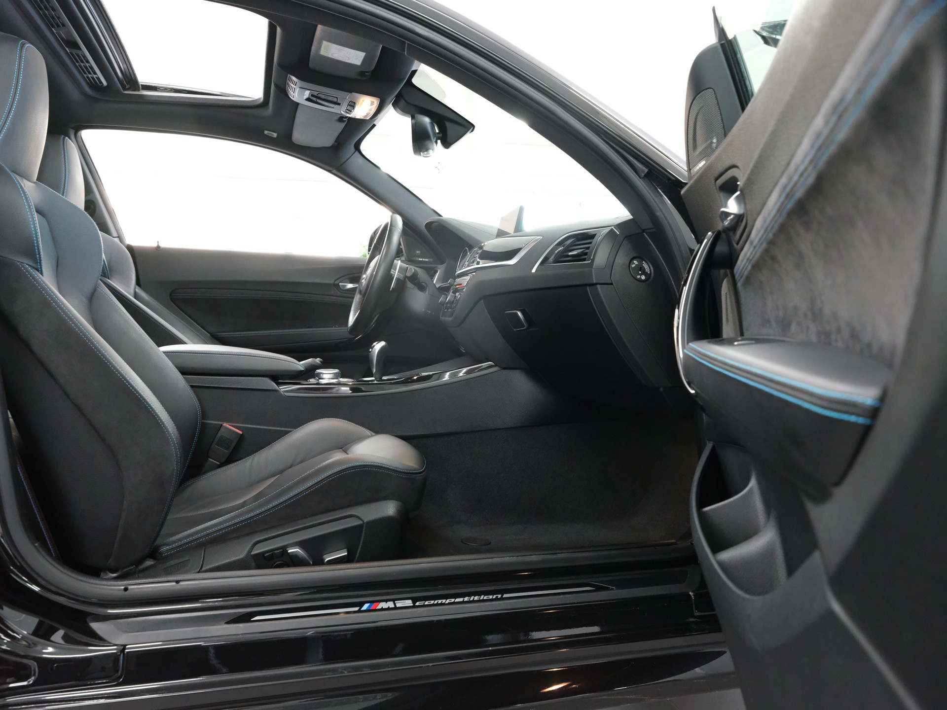 BMW M2 Competition Drivelogic *M Performance* *Rückfahrkamera* *Harman & Kardon*-image-27