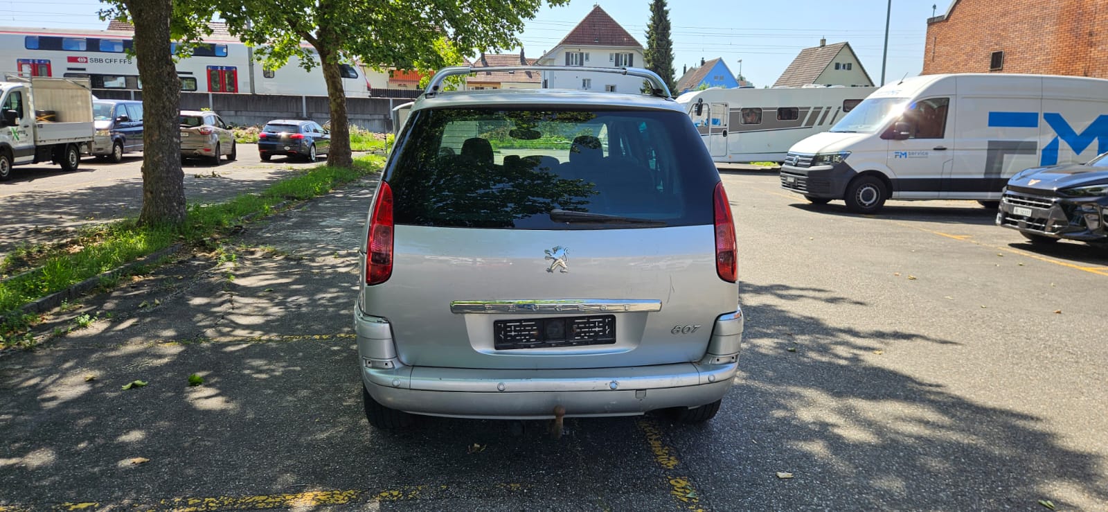 PEUGEOT 807 2.0 16V HDi (SR) Family-image-4