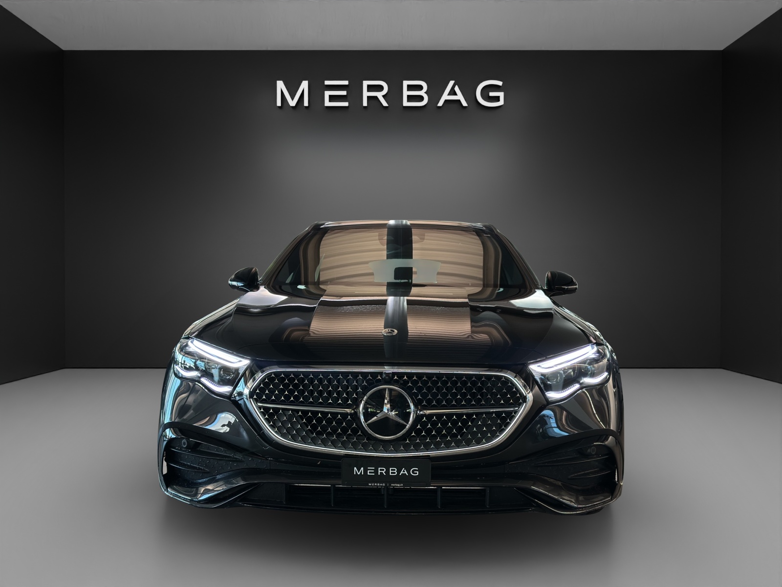 MERCEDES-BENZ E 220 d T 4M 9G-Tronic-image-1