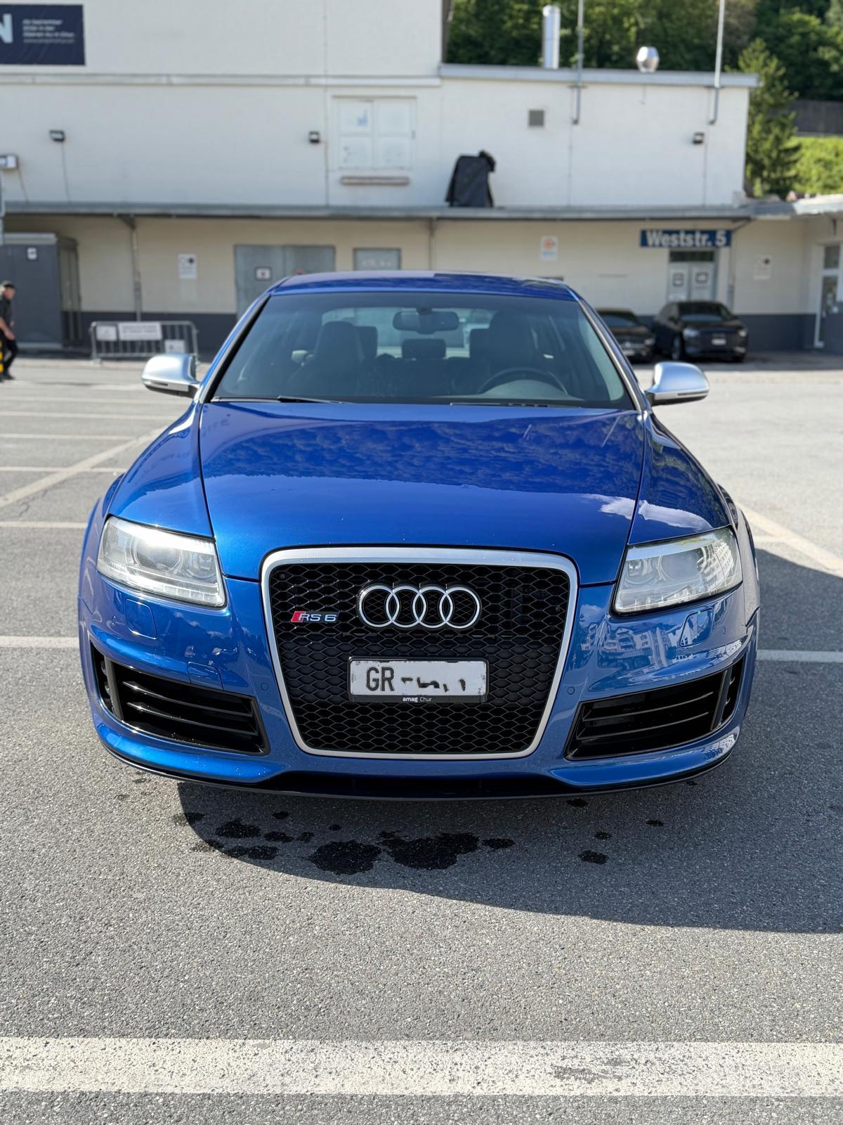 AUDI 5.0 V10 TFSI quattro T-Tronic-image-1