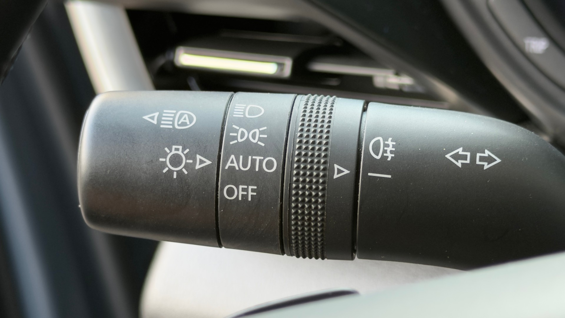 MAZDA MX-30 e-Skyactiv R-EV Advantage-image-10