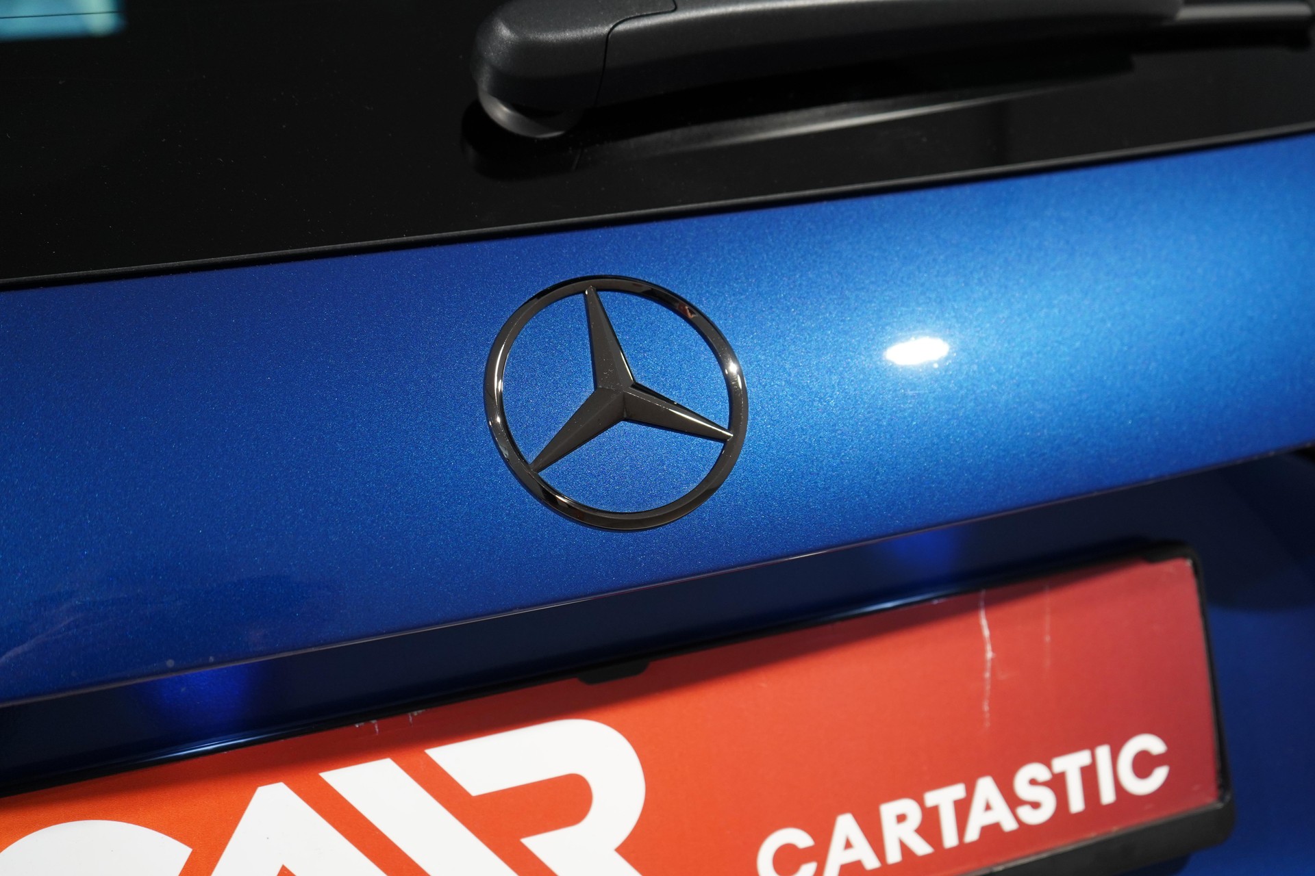 MERCEDES-BENZ C 220 d Swiss Star AMG Line 4matic Kombi-image-26